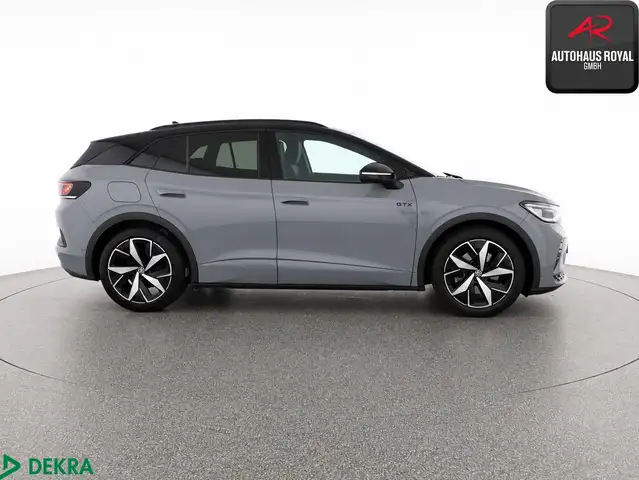 Volkswagen ID.4 view 6