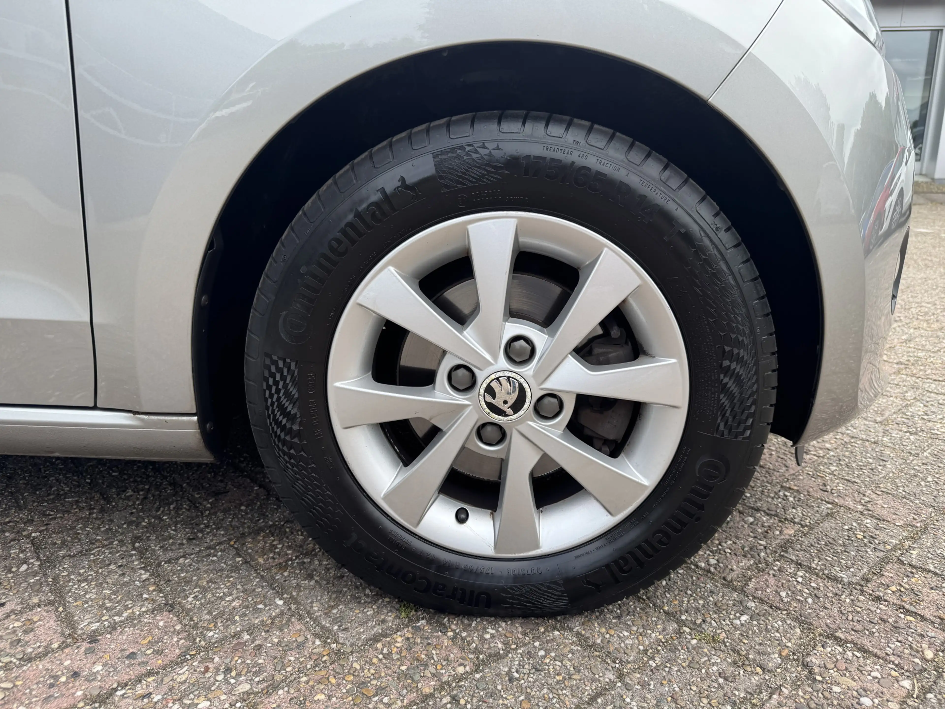 Skoda Citigo 1.0 Greentech Fresh Cruise, Airco, Bluetooth, LM v — photo 8