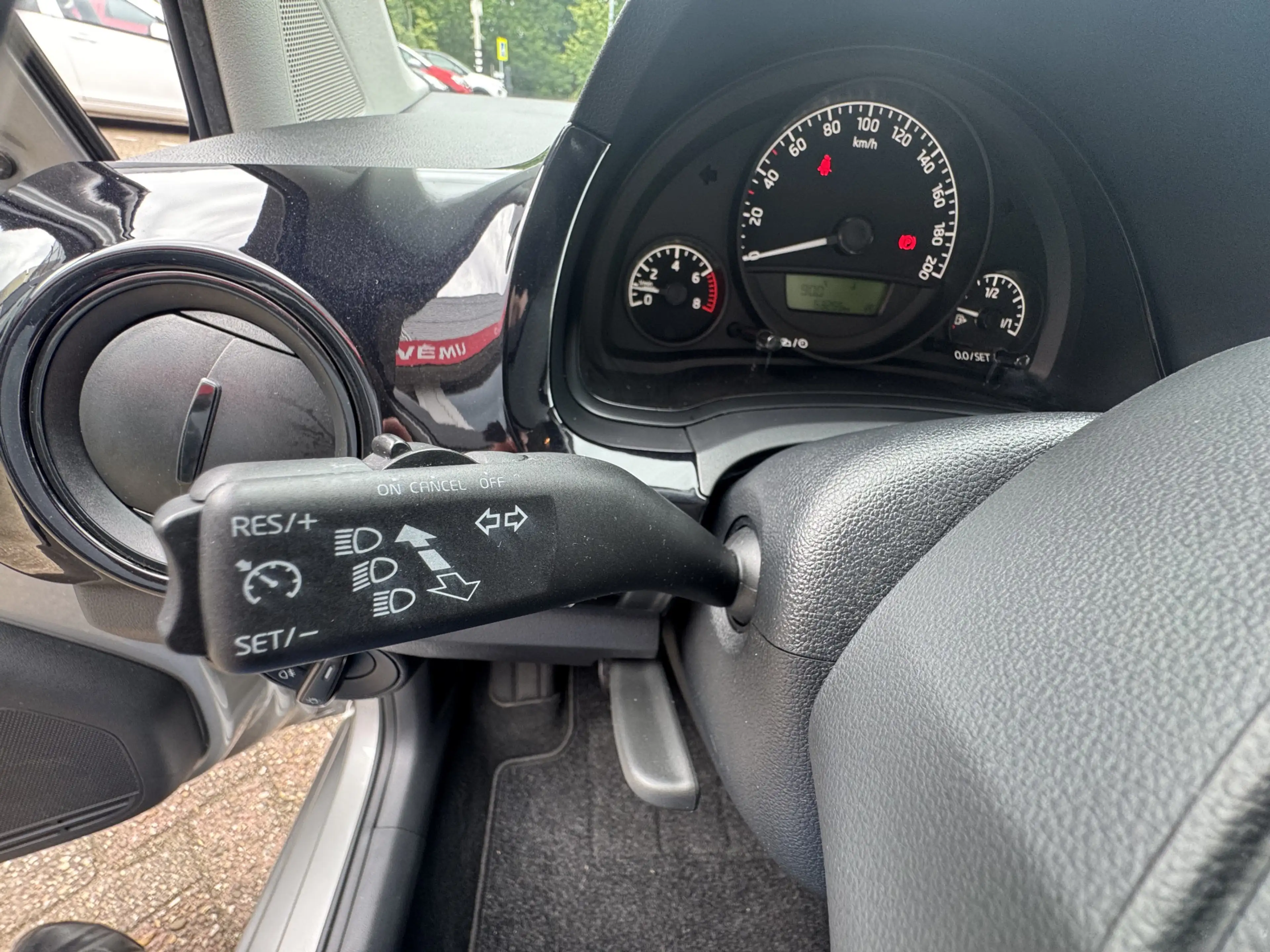 Skoda Citigo 1.0 Greentech Fresh Cruise, Airco, Bluetooth, LM v — photo 18