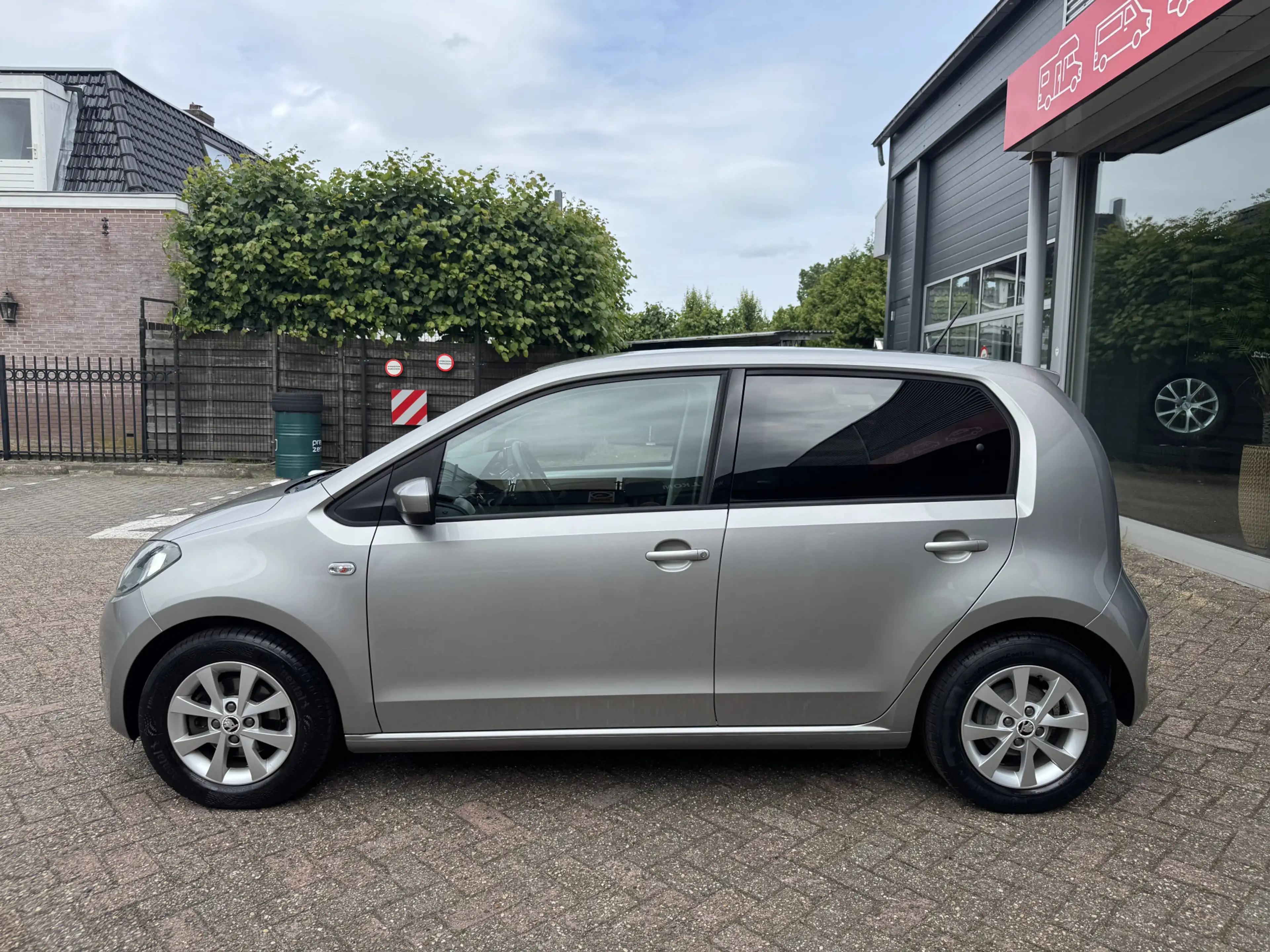 Skoda Citigo 1.0 Greentech Fresh Cruise, Airco, Bluetooth, LM v — photo 4