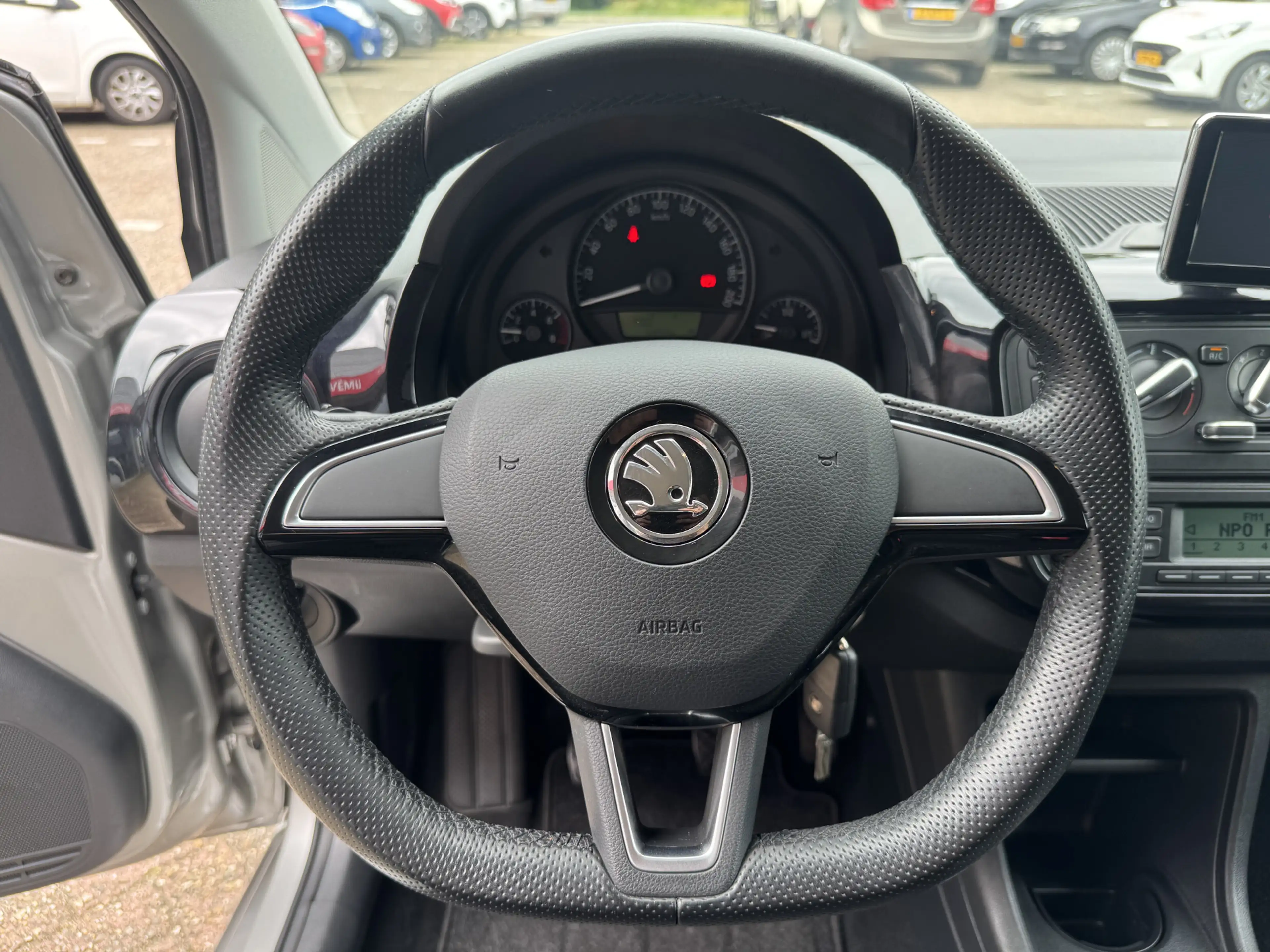 Skoda Citigo 1.0 Greentech Fresh Cruise, Airco, Bluetooth, LM v — photo 15