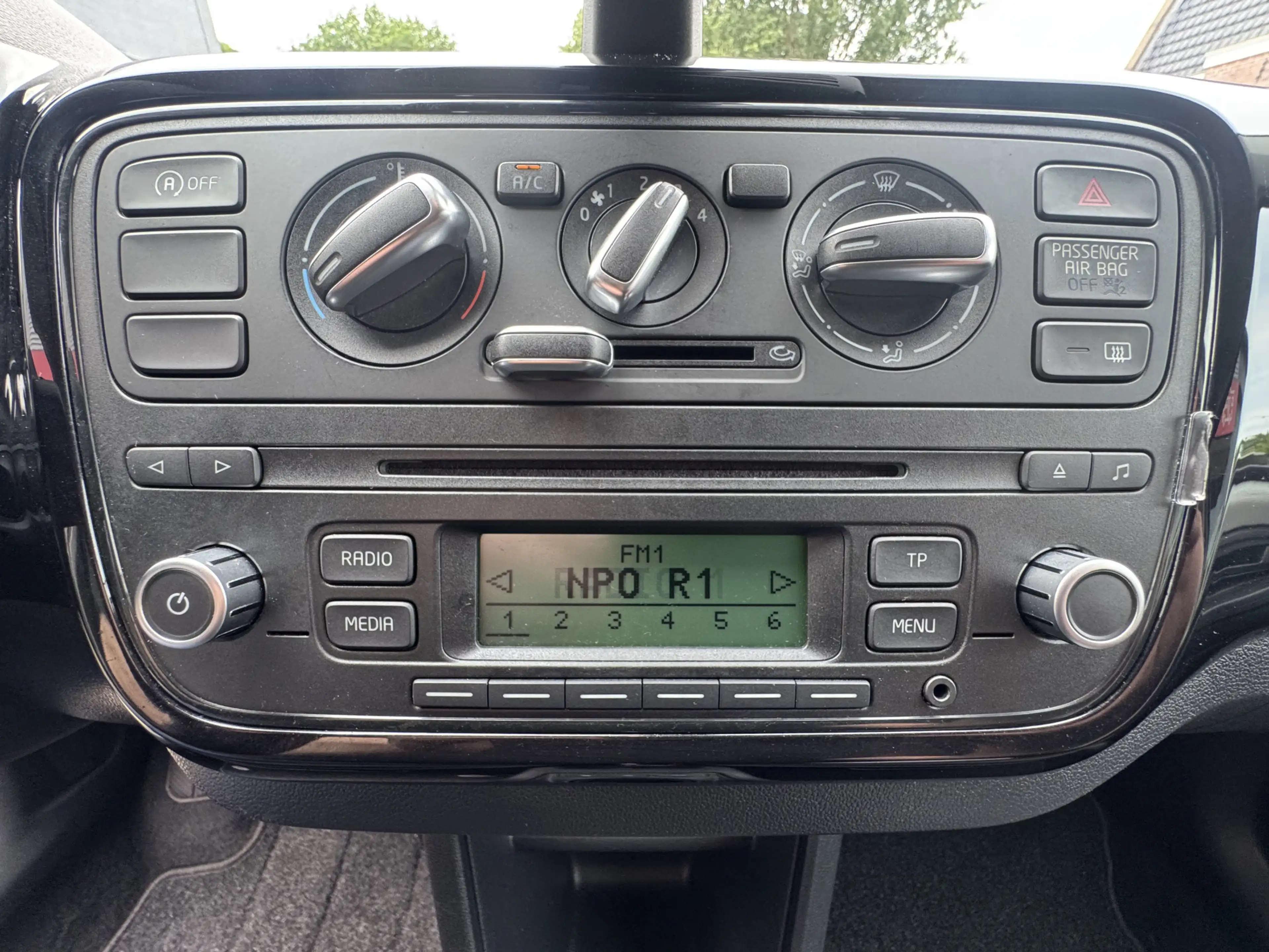 Skoda Citigo 1.0 Greentech Fresh Cruise, Airco, Bluetooth, LM v — photo 20