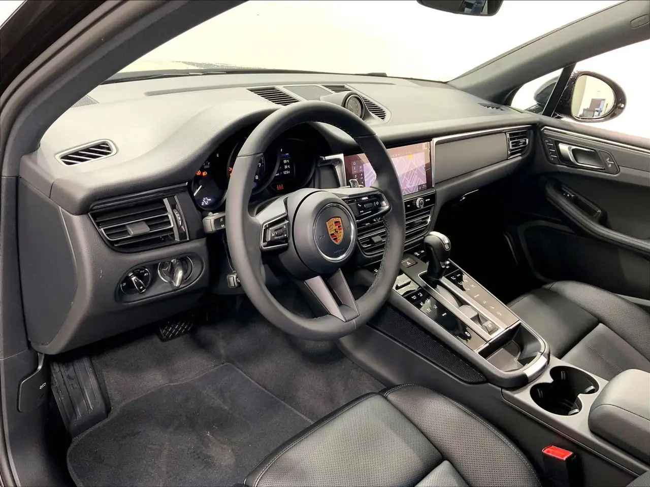 Porsche Macan снимка Porsche Macan