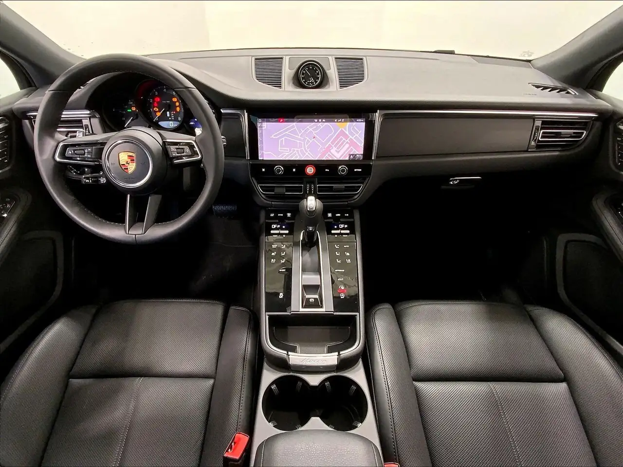 Porsche Macan снимка Porsche Macan