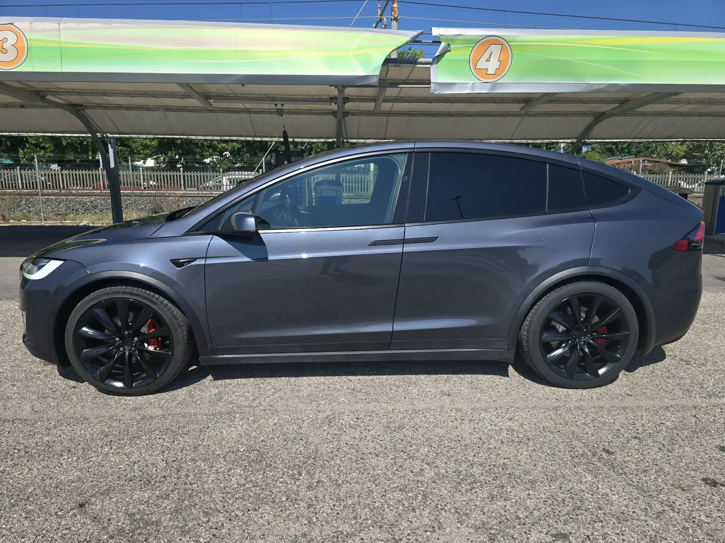 Tesla Model X Performance Ludicrous awd - 1