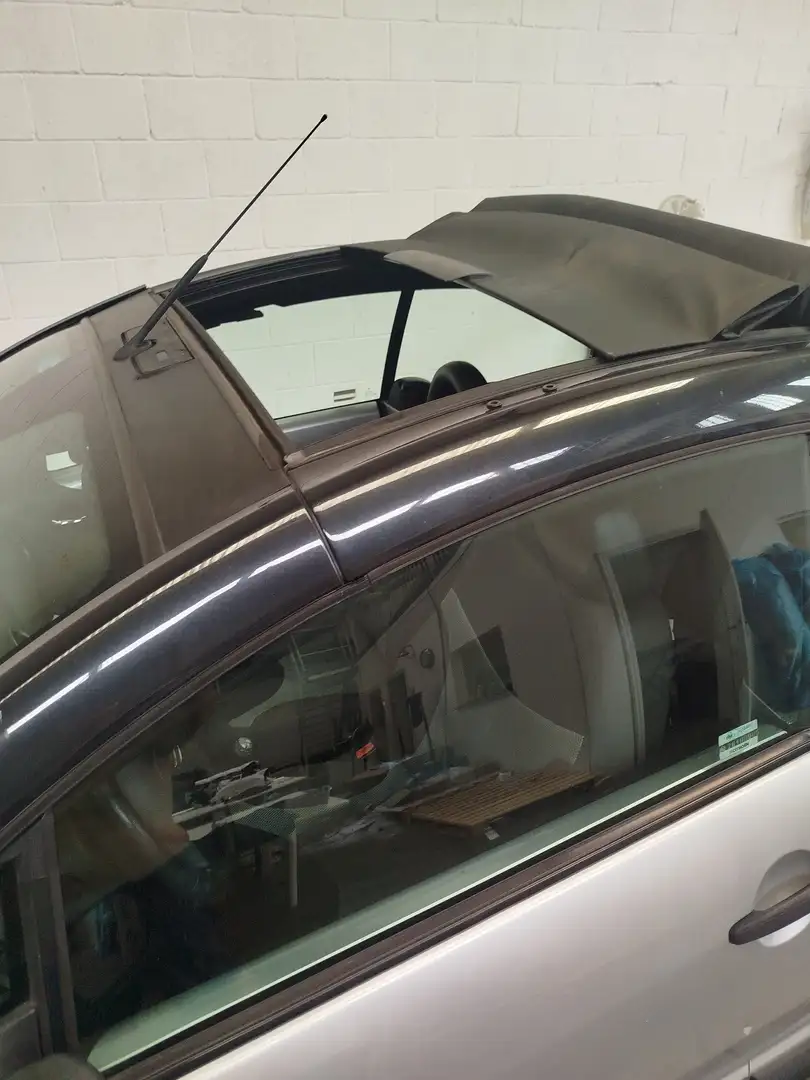 Citroen Pluriel Срібний - 2