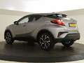 Toyota C-HR 1.8 Hybrid Dynamic | Navigatie | Stoelverwarming Grijs - thumbnail 2