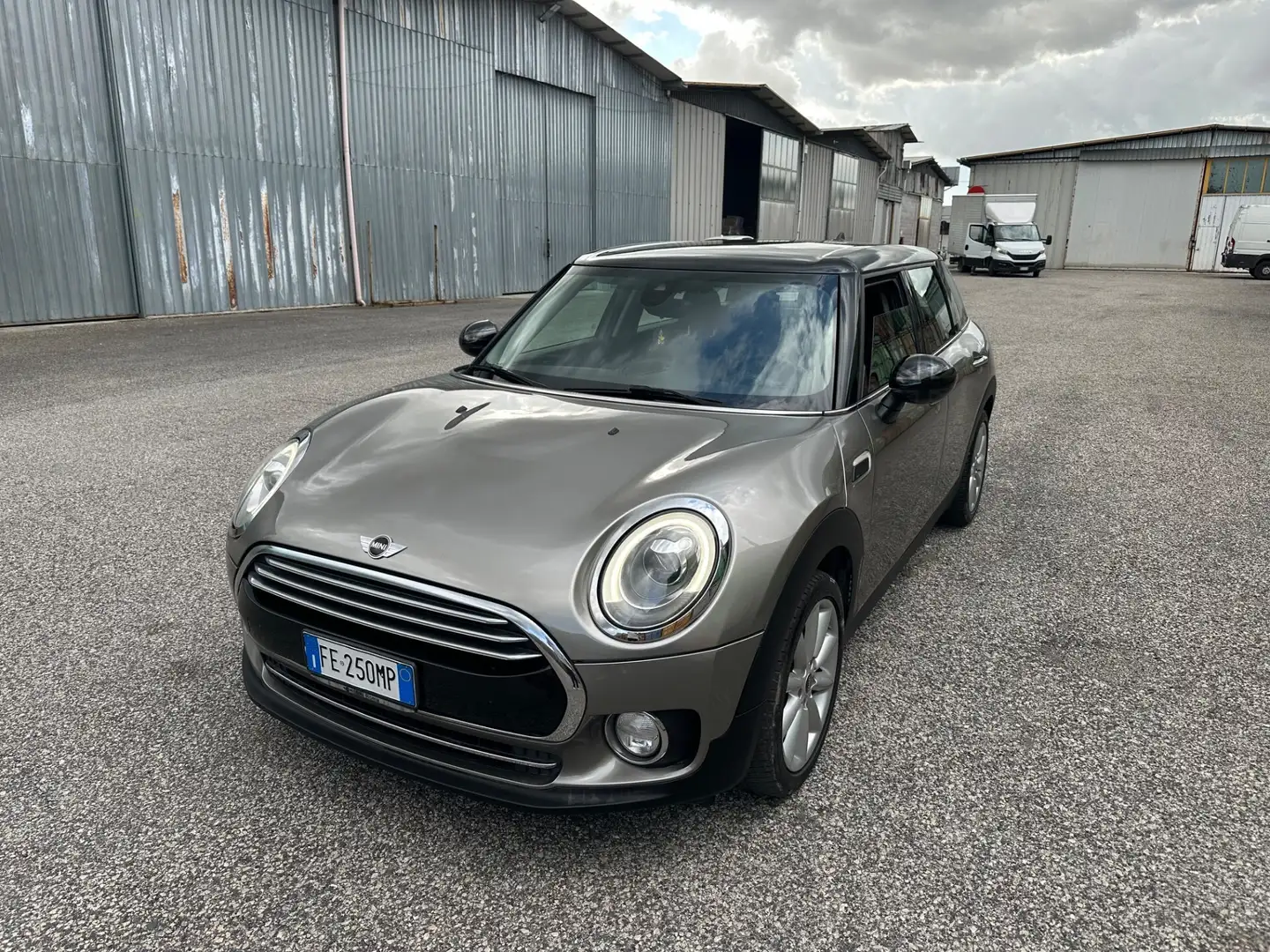 MINI Cooper D Clubman Mini 2.0 Cooper D Hype Clubman Grigio - 1