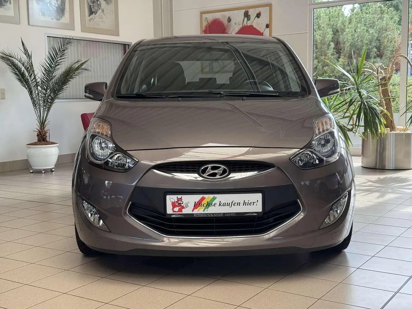 Hyundai iX20 FIFA world Cup Edition Automatik/LEDER/AHK/ Brun - 2