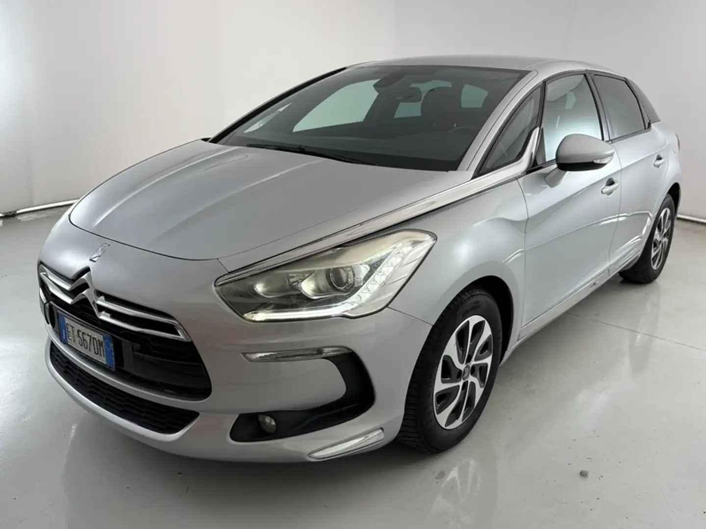 Citroen DS5 1.6 e-HDi Chic Argintiu - 1