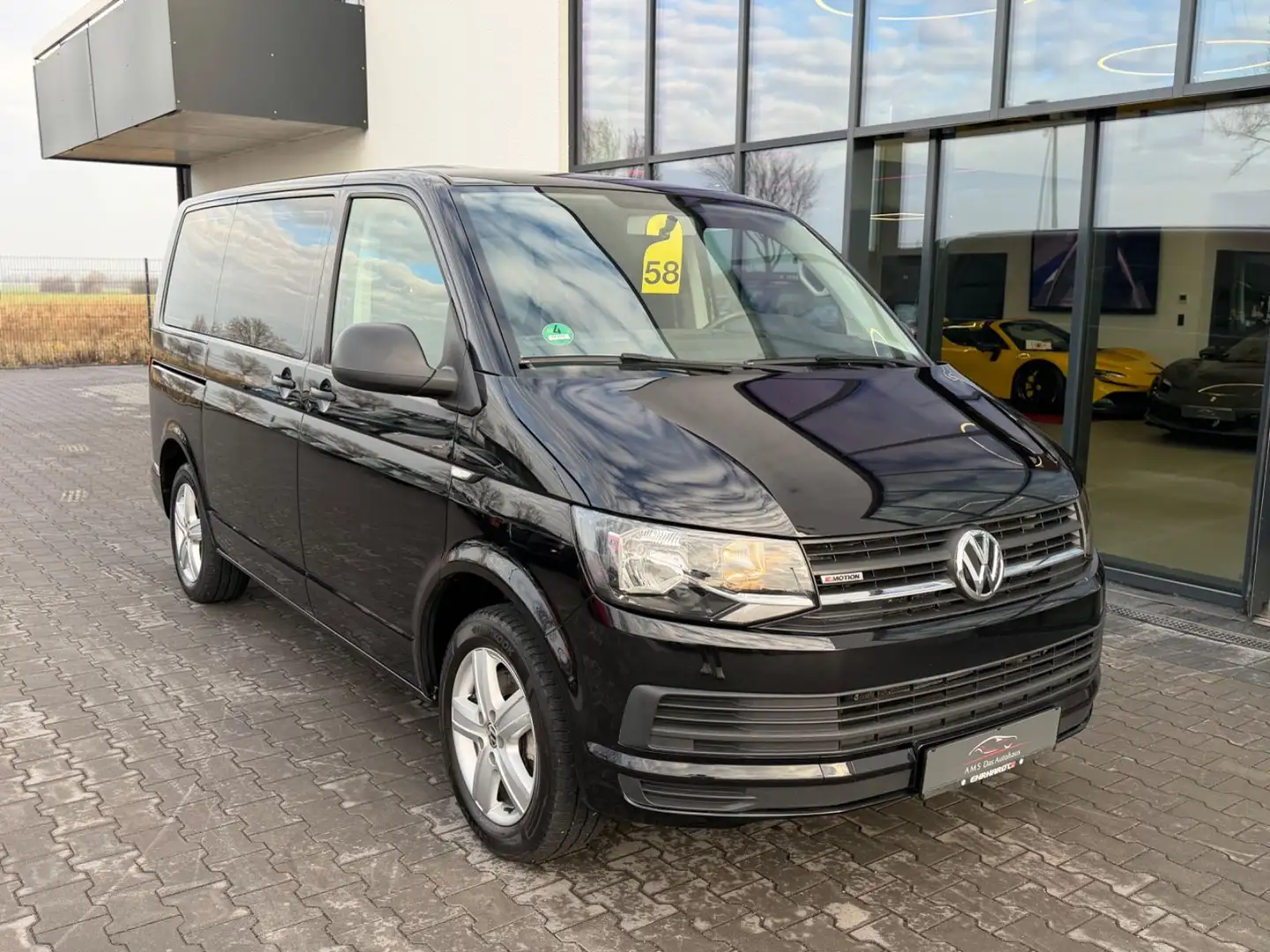 Volkswagen T6 Multivan 4 Motion 2.0 TDI Autom. Navi 7-Sitze Schwarz - 2