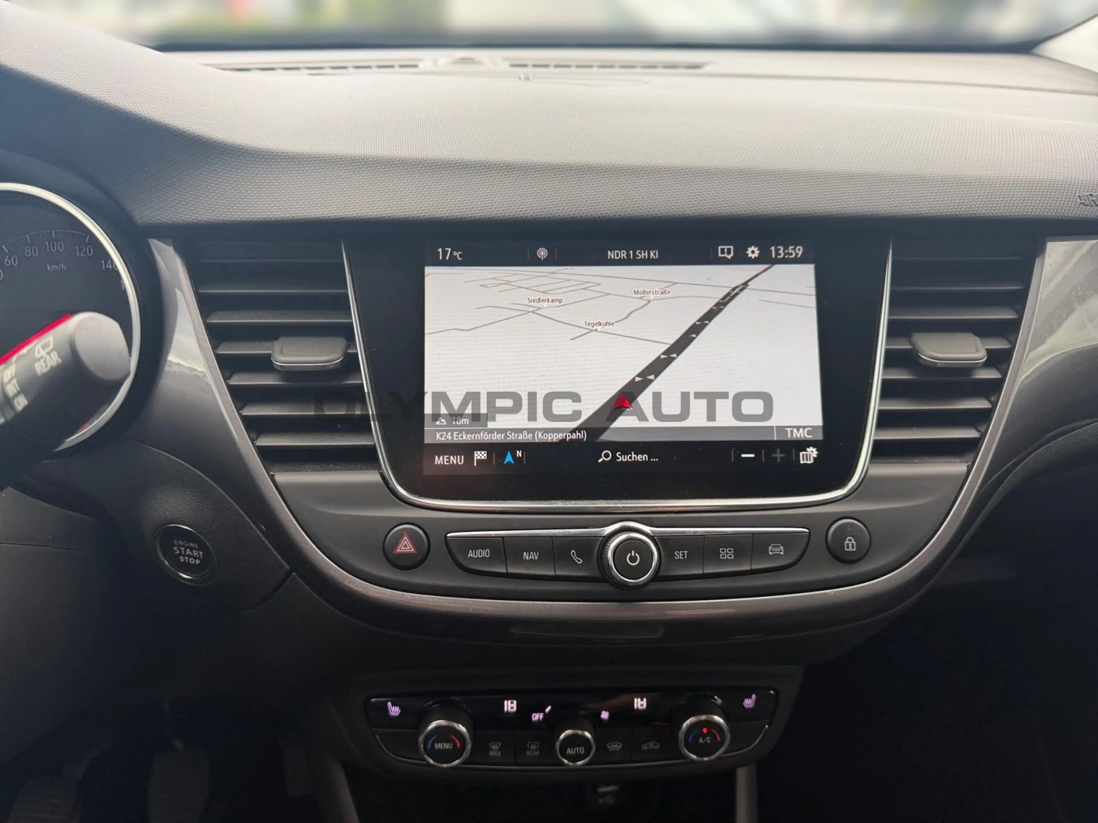 Opel Crossland (X) 1.2 Turbo Ultimate NAVI SH GJR AHK — photo 9