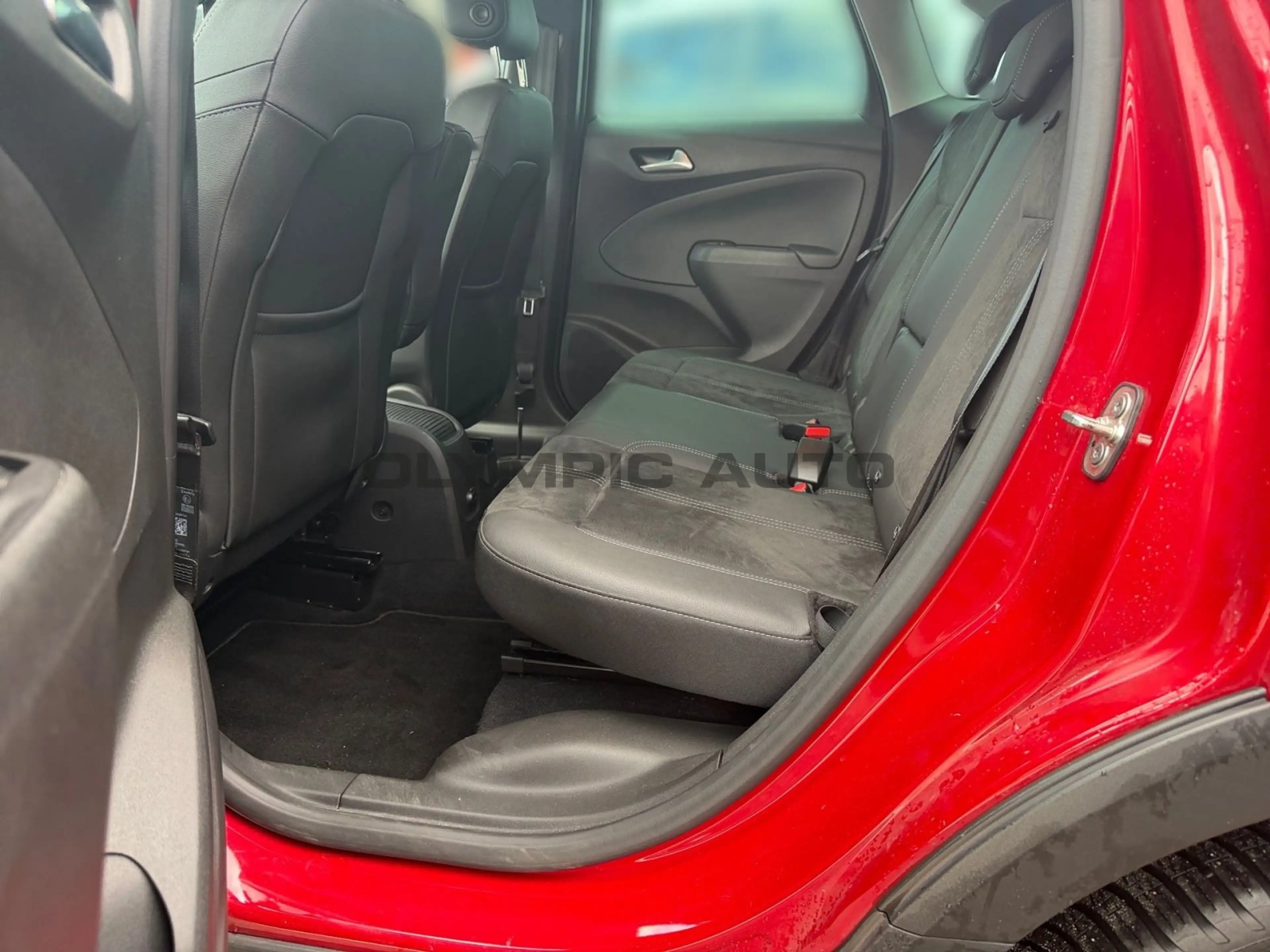 Opel Crossland (X) 1.2 Turbo Ultimate NAVI SH GJR AHK — photo 11