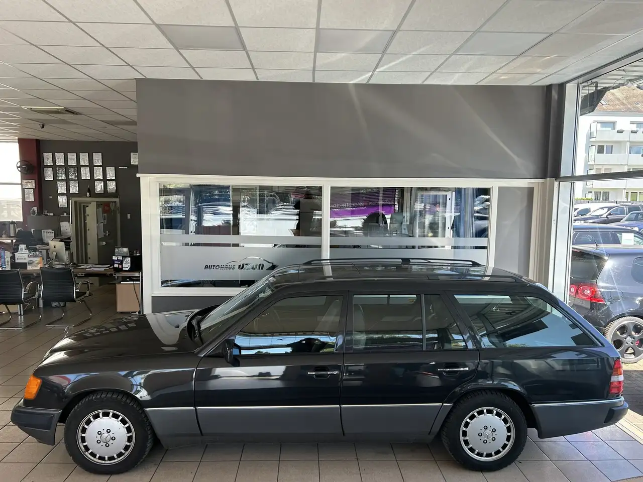 Mercedes-Benz 230 TE Automatik Leder eSSD Sitzhzg HU 08.2027, foto 1