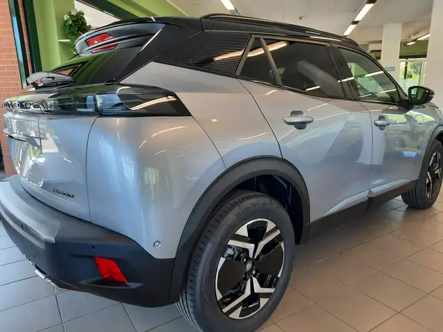 Peugeot 2008 view 7