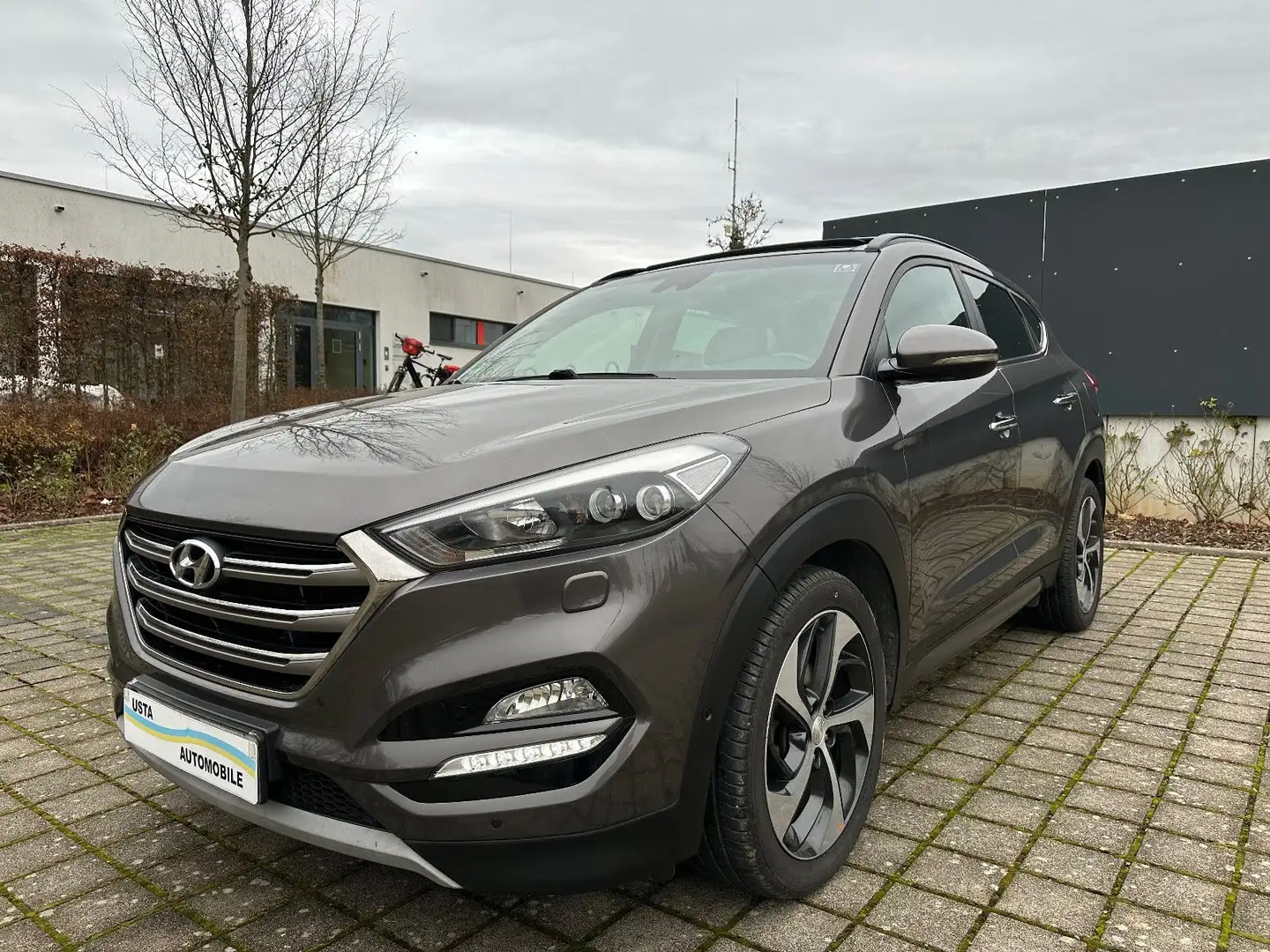 Hyundai TUCSON blue Premium 2WD/Pano/Kamr/Navi/Leder - 2