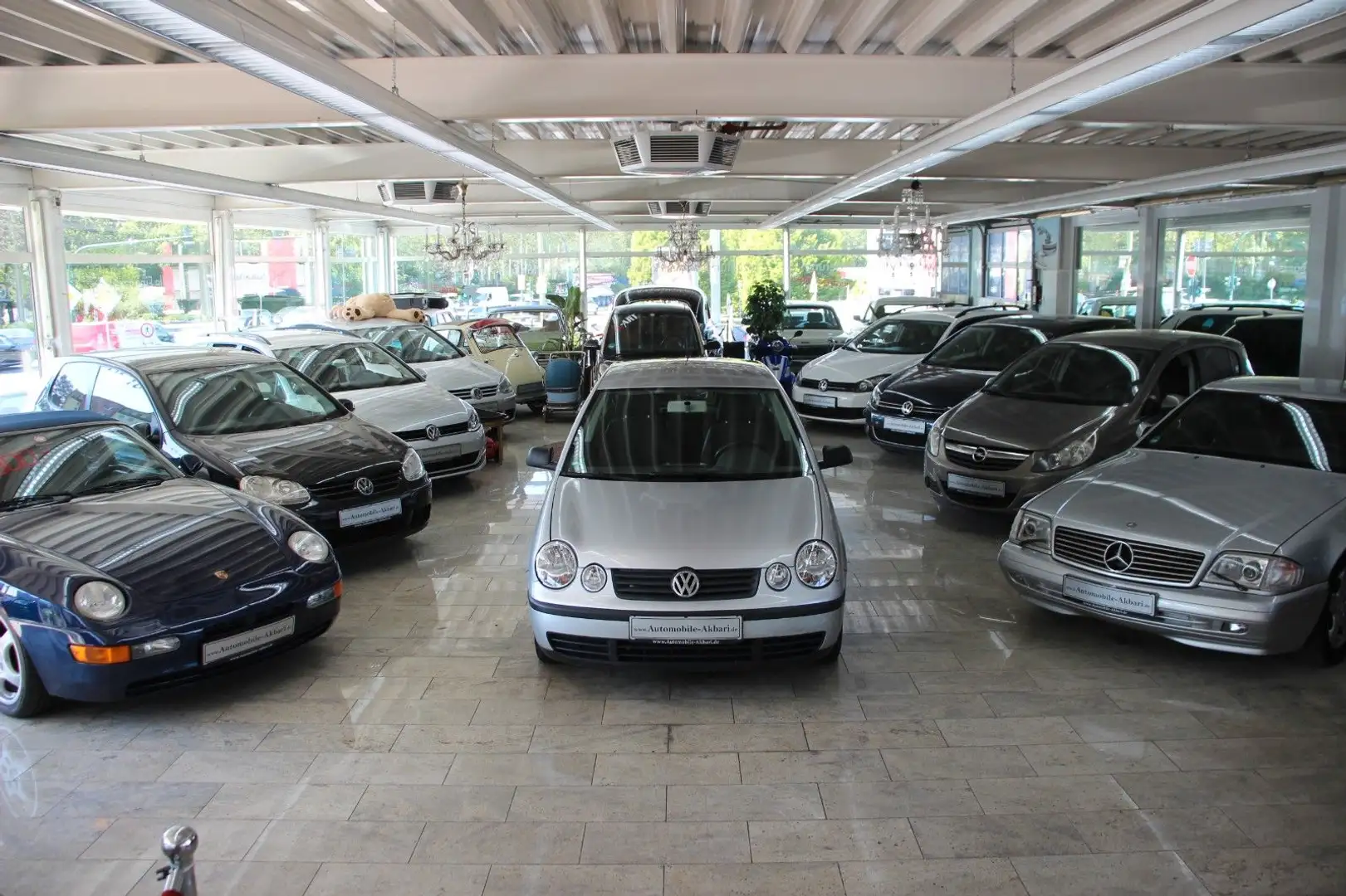 Volkswagen Polo IV Basis Silber - 1