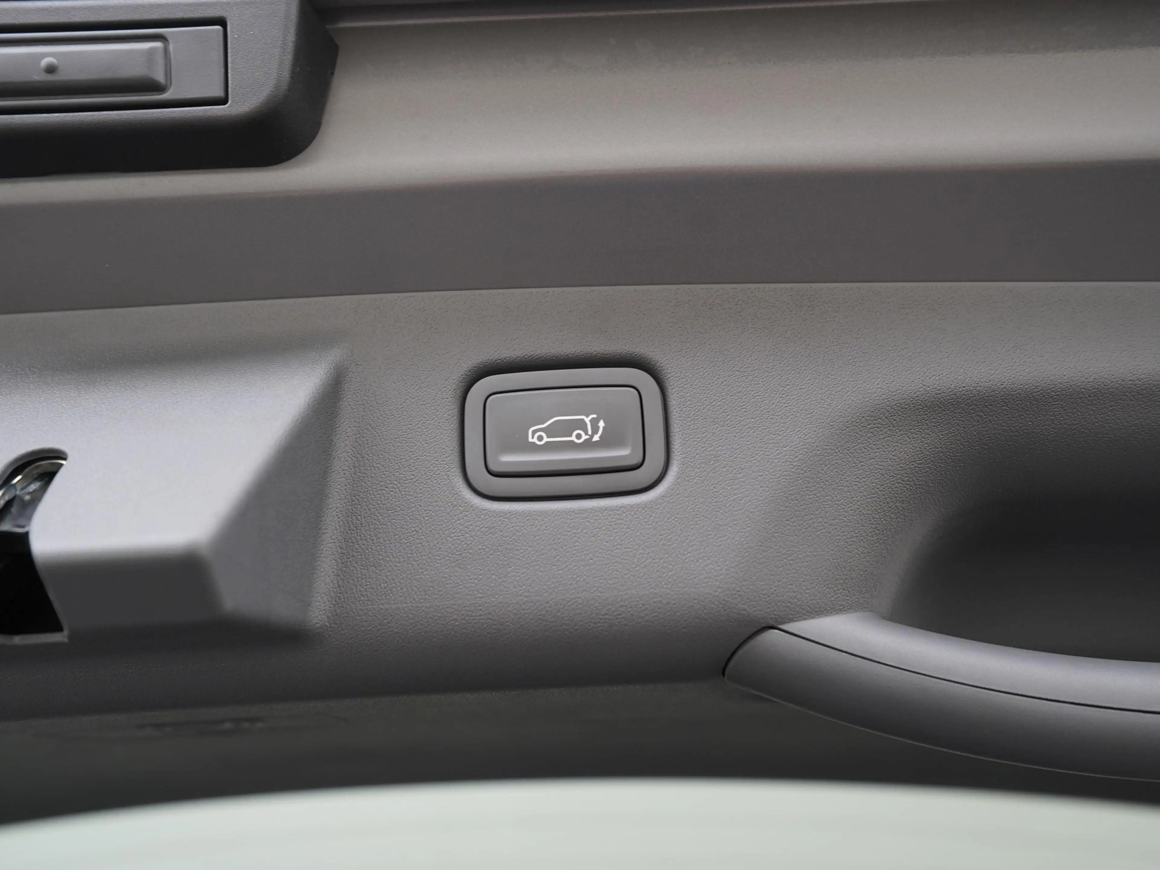 Kia EV3 Plus Advanced 58.3 kWh | SOH 100% | Schuifdak | Zo — photo 3