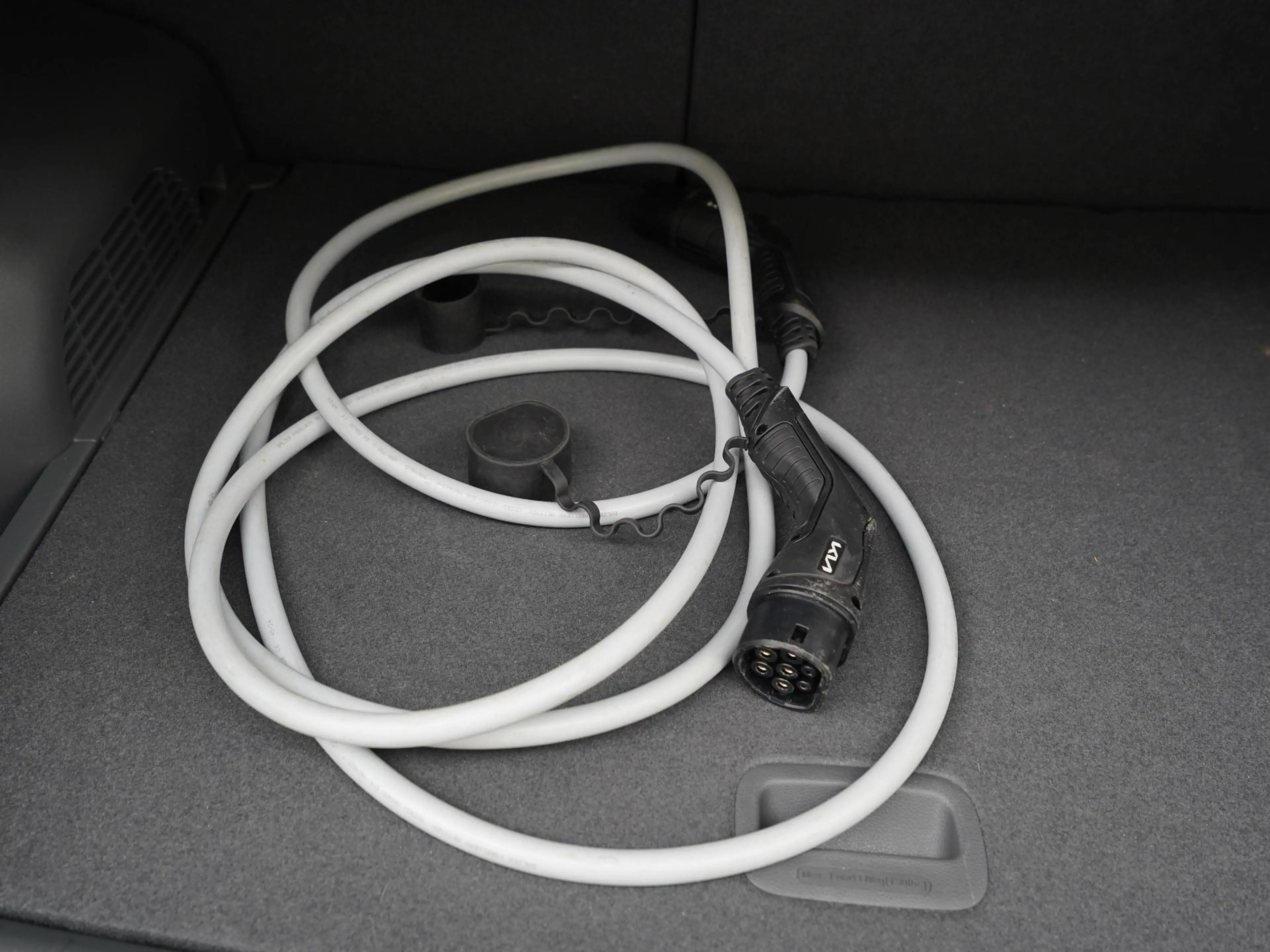 Kia EV3 Plus Advanced 58.3 kWh | SOH 100% | Schuifdak | Zo — photo 6