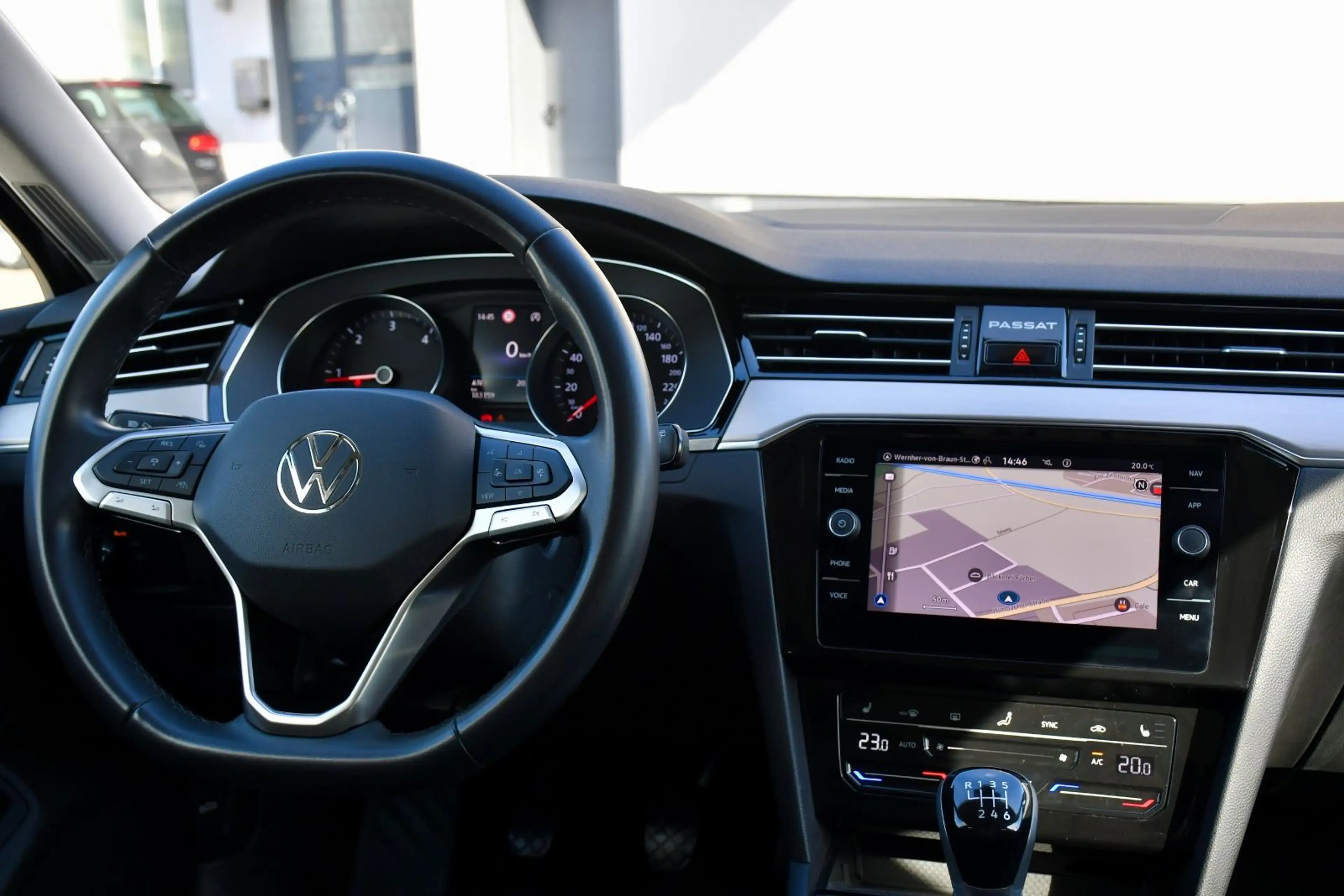 Volkswagen Passat Variant Passat Elegance AHK ACC LED Kamera Massage — photo 14