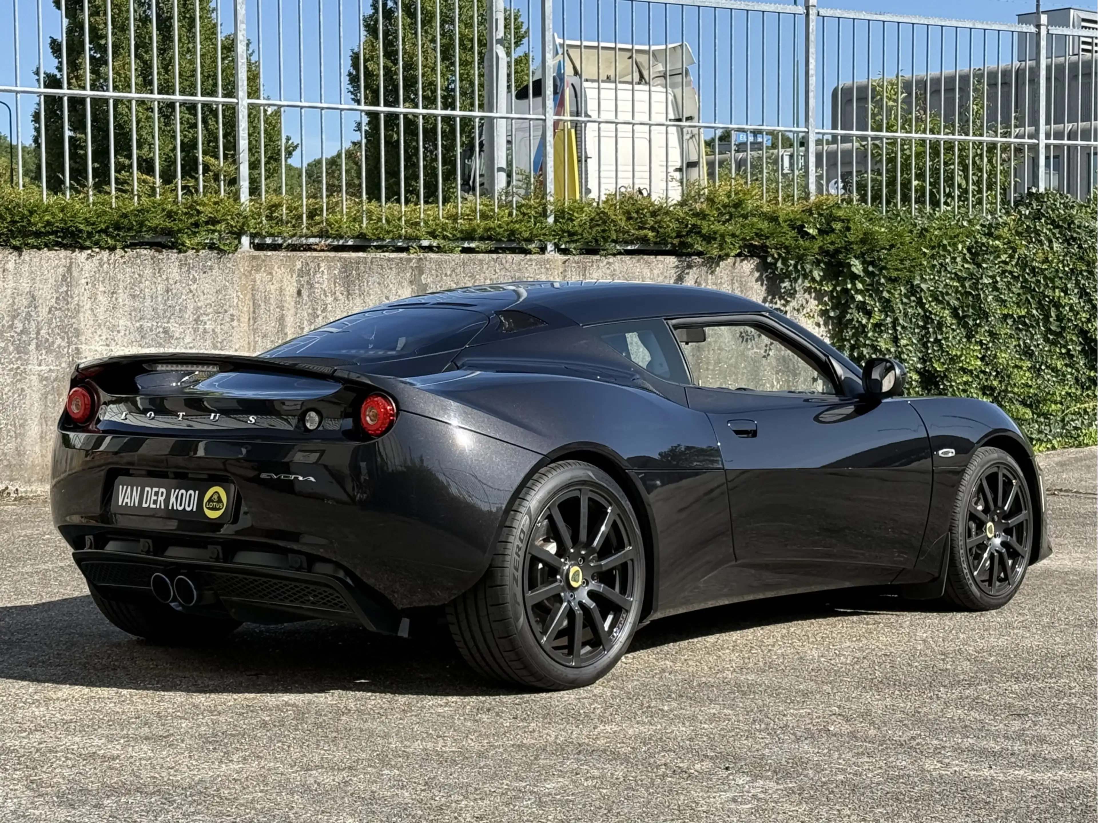 Lotus Evora 3.5 2+2 Launch Edition — photo 21