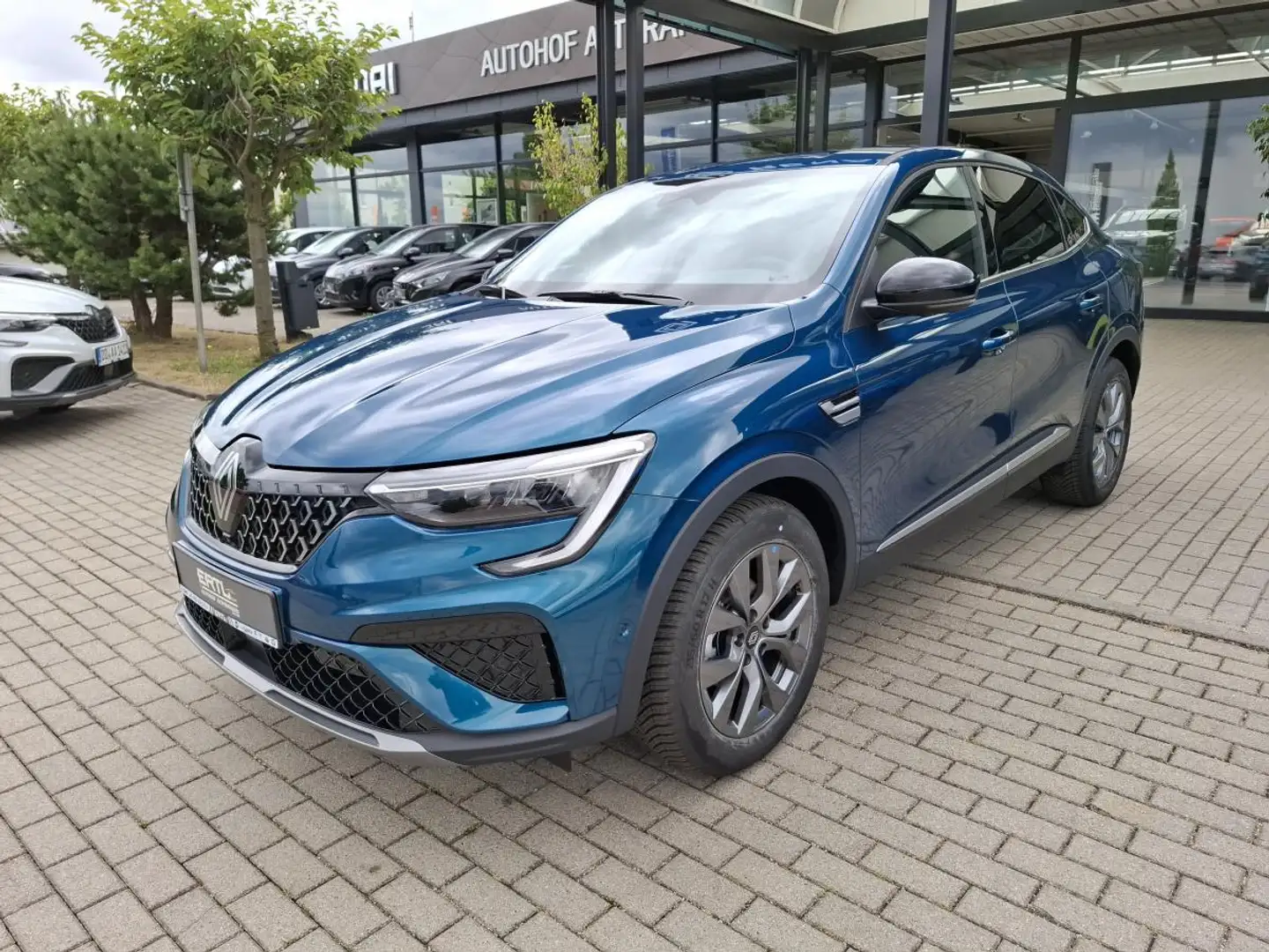 Renault Arkana TECHNO Mild Hybrid 140 EDC Ganzjahresreifen - Sofo Blau - 1
