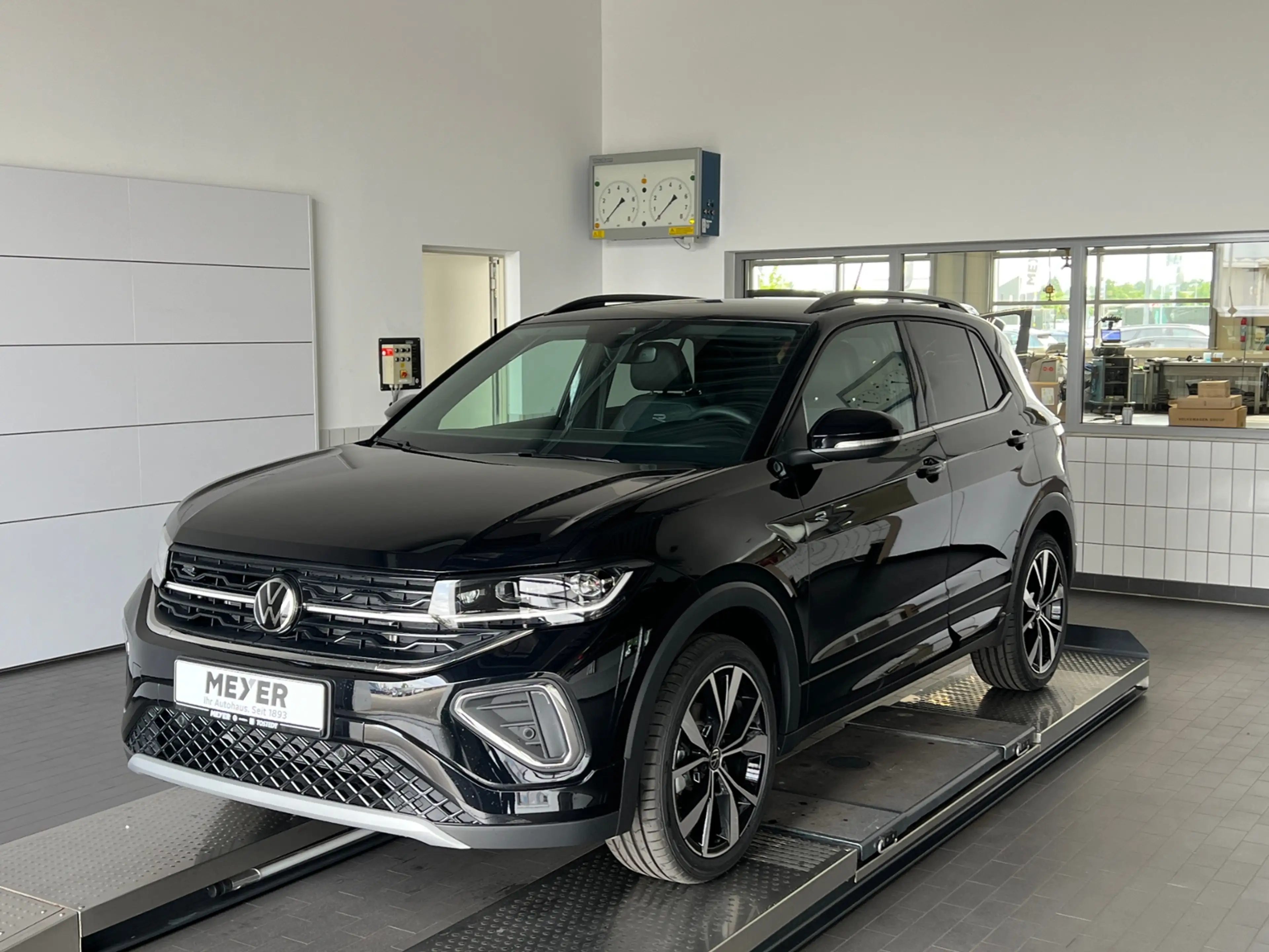 Volkswagen T-Cross R-Line 1.5 TSI DSG *AHK, IQ.LIGHT, ACC, App-Conne — photo 2