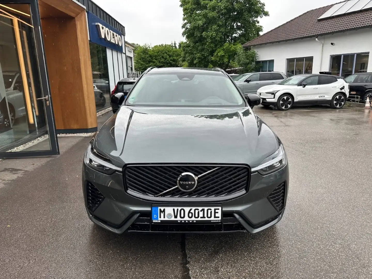 Volvo XC60 Ultra Dark Recharge Plug-In Hybrid AWD T8 Twin Eng Grün - 2