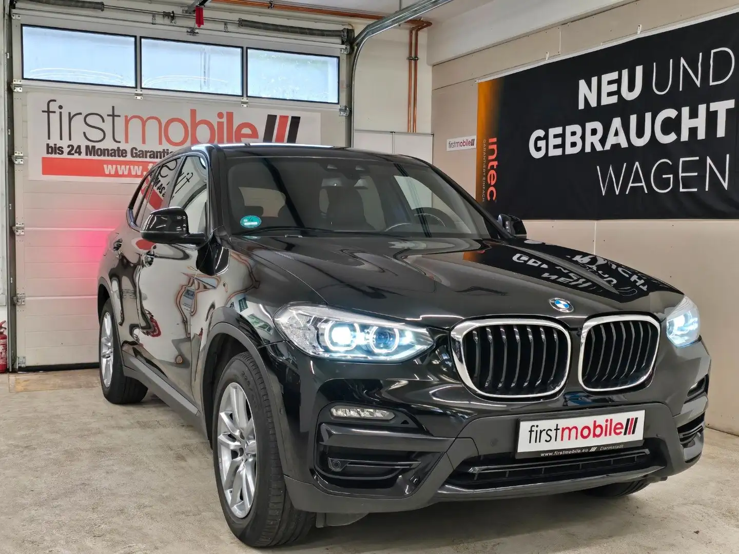 BMW X3 xDrive 20 d*DSG*Navi*T-LEDER*LM-18 zoll*1.Hd. Zwart - 1