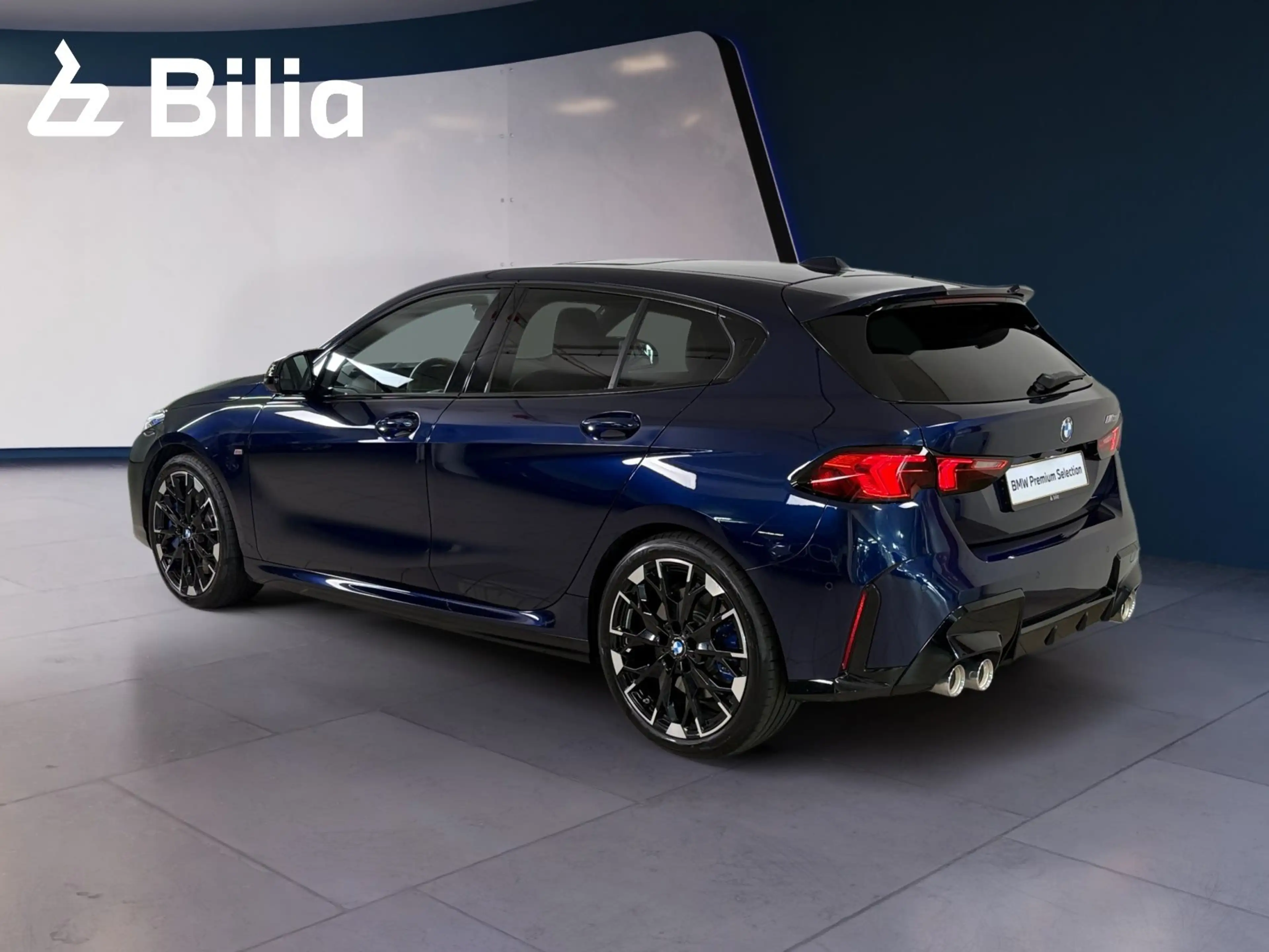 BMW 135 M135i xDrive — photo 4