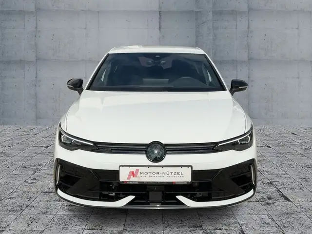 Volkswagen Golf view 3