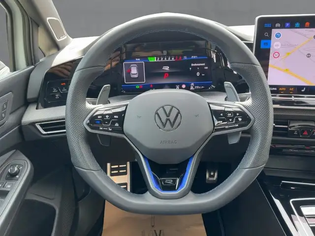 Volkswagen Golf view 10