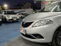 Lancia Ypsilon 1.2 69 CV 5p. Platinum Weiß - thumbnail 19