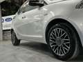 Lancia Ypsilon 1.2 69 CV 5p. Platinum Weiß - thumbnail 17