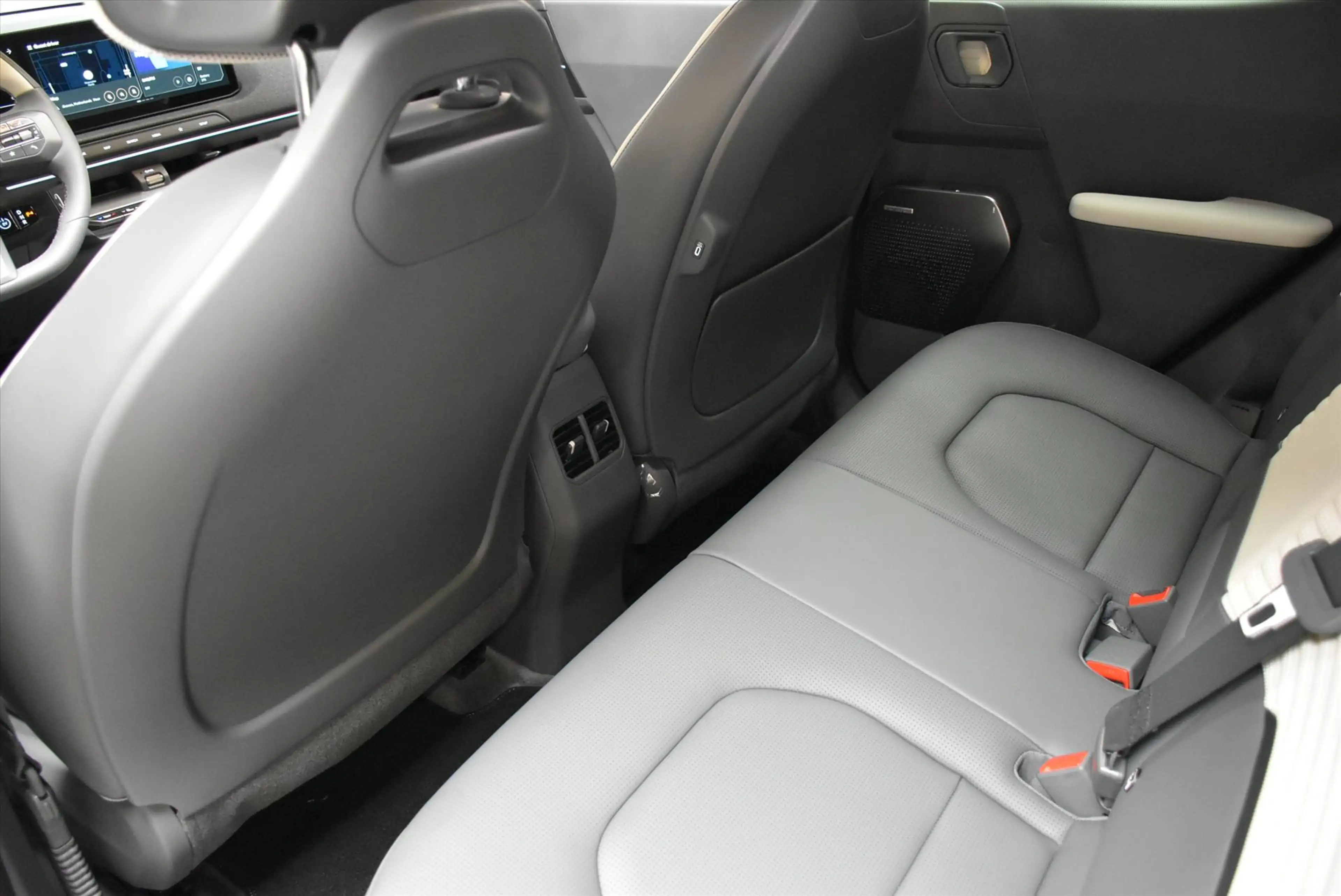 Kia EV2 61 kWh 135pk GT-Line — photo 15