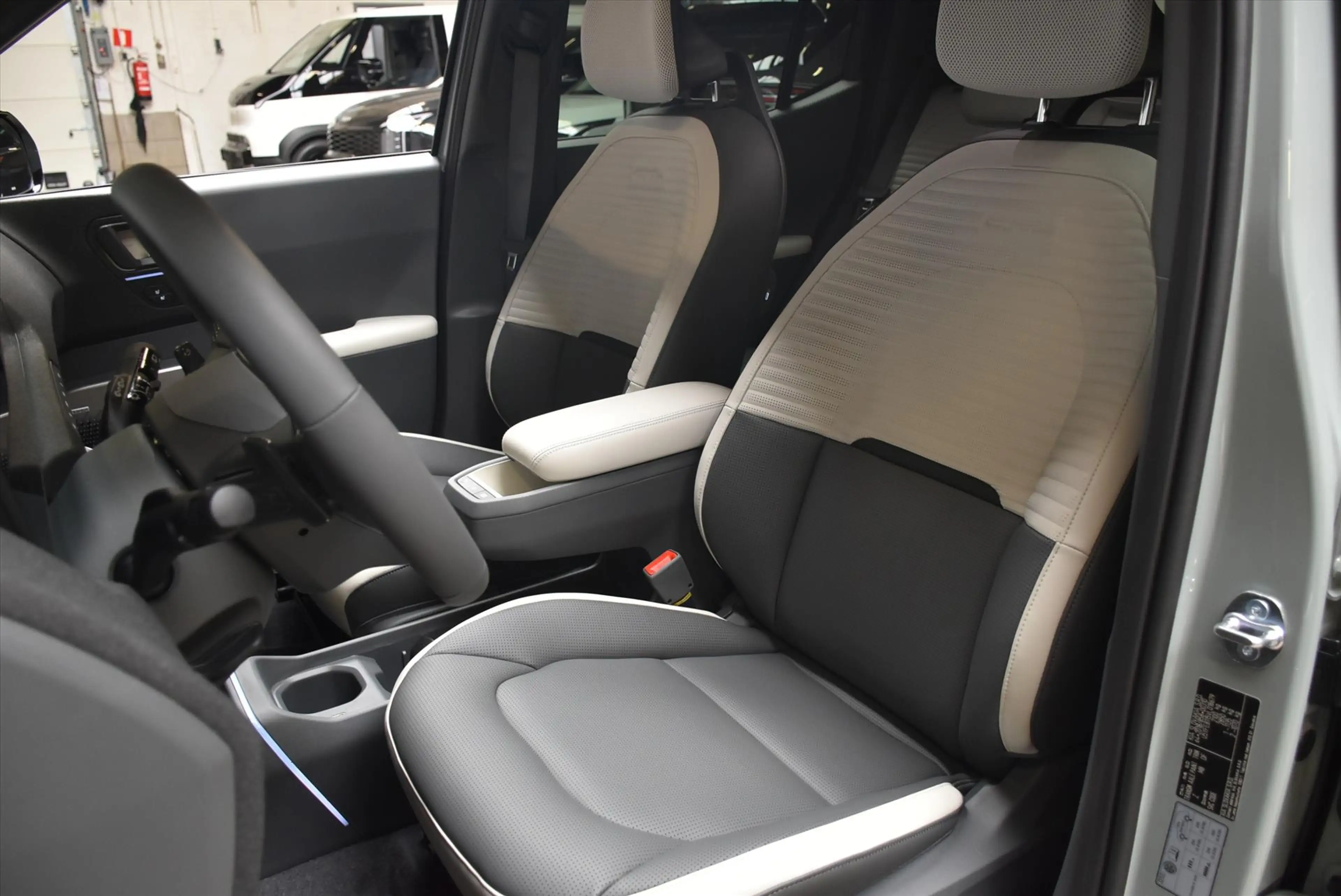 Kia EV2 61 kWh 135pk GT-Line — photo 10