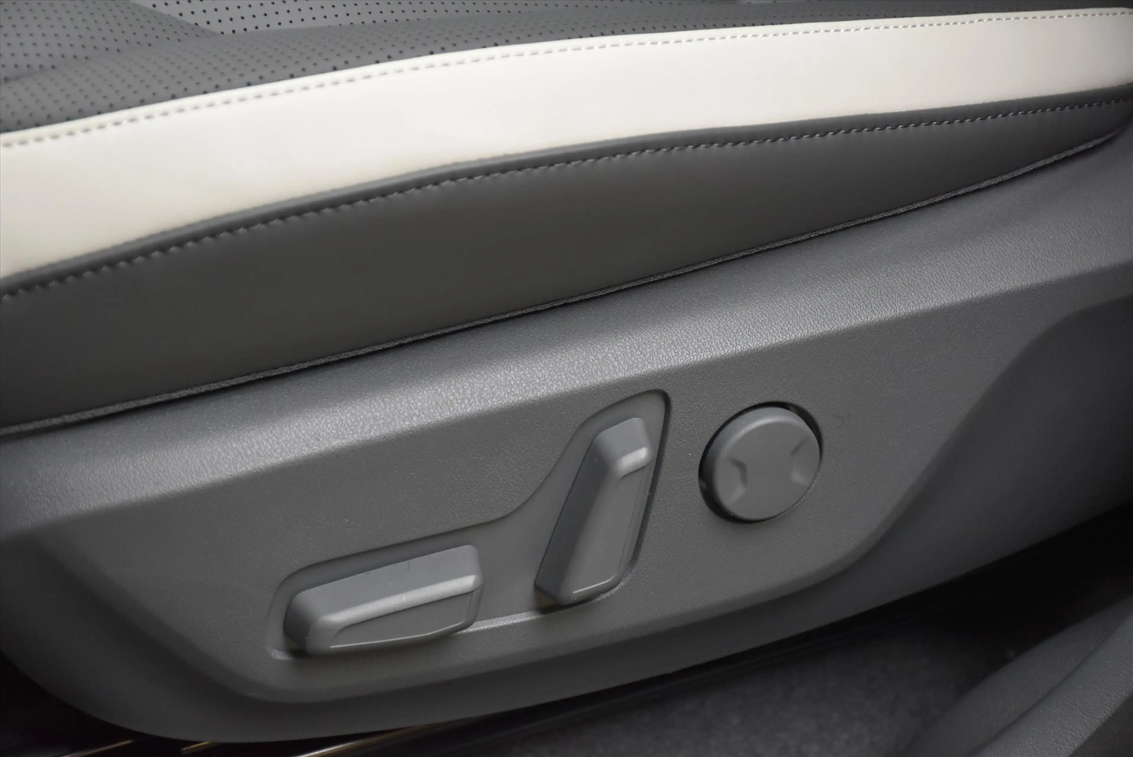 Kia EV2 61 kWh 135pk GT-Line — photo 38