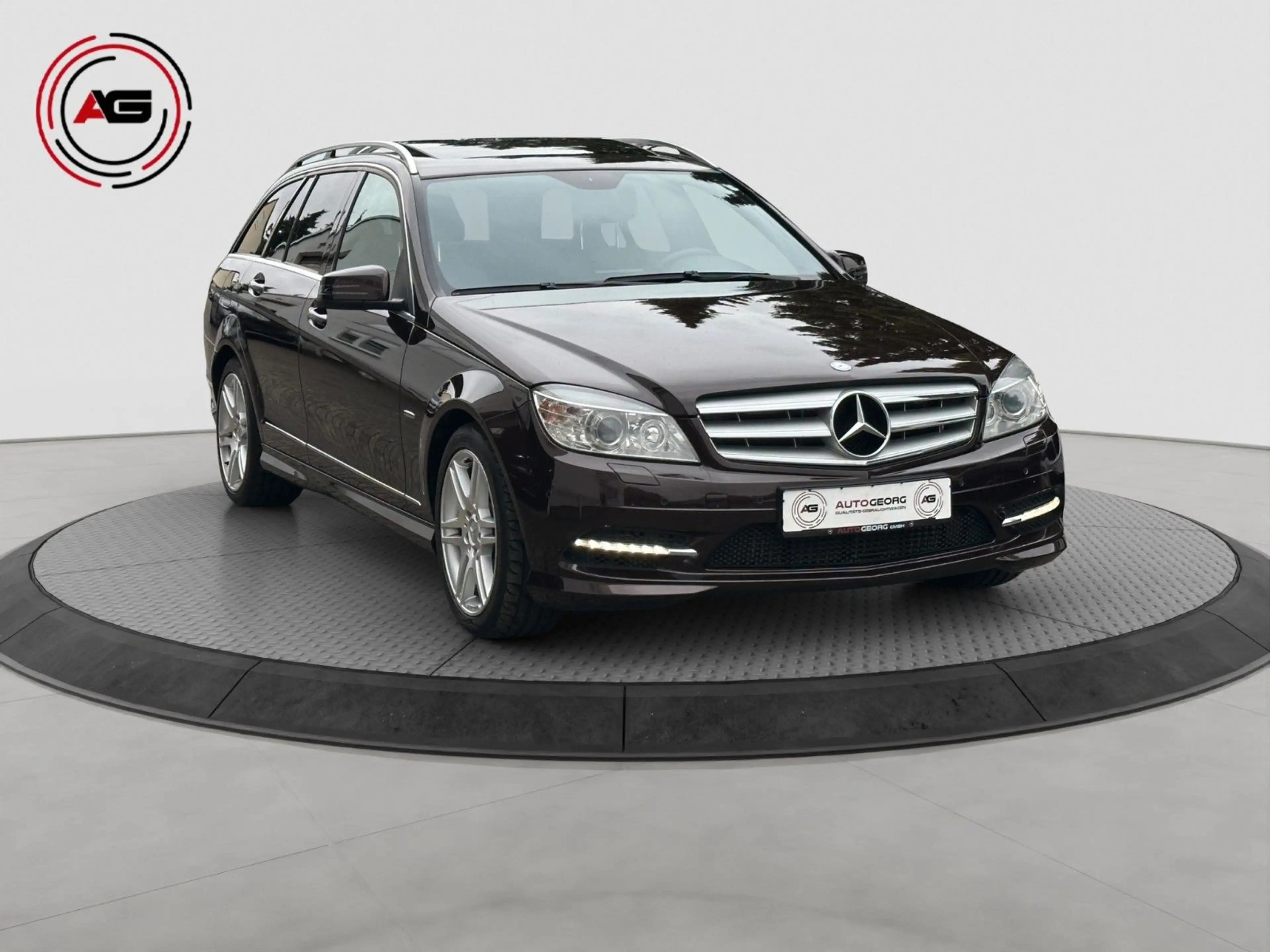 Mercedes-Benz C 250 CGI AMG-LINE NAVI GLASDACH MEMORY KAMERA — photo 3