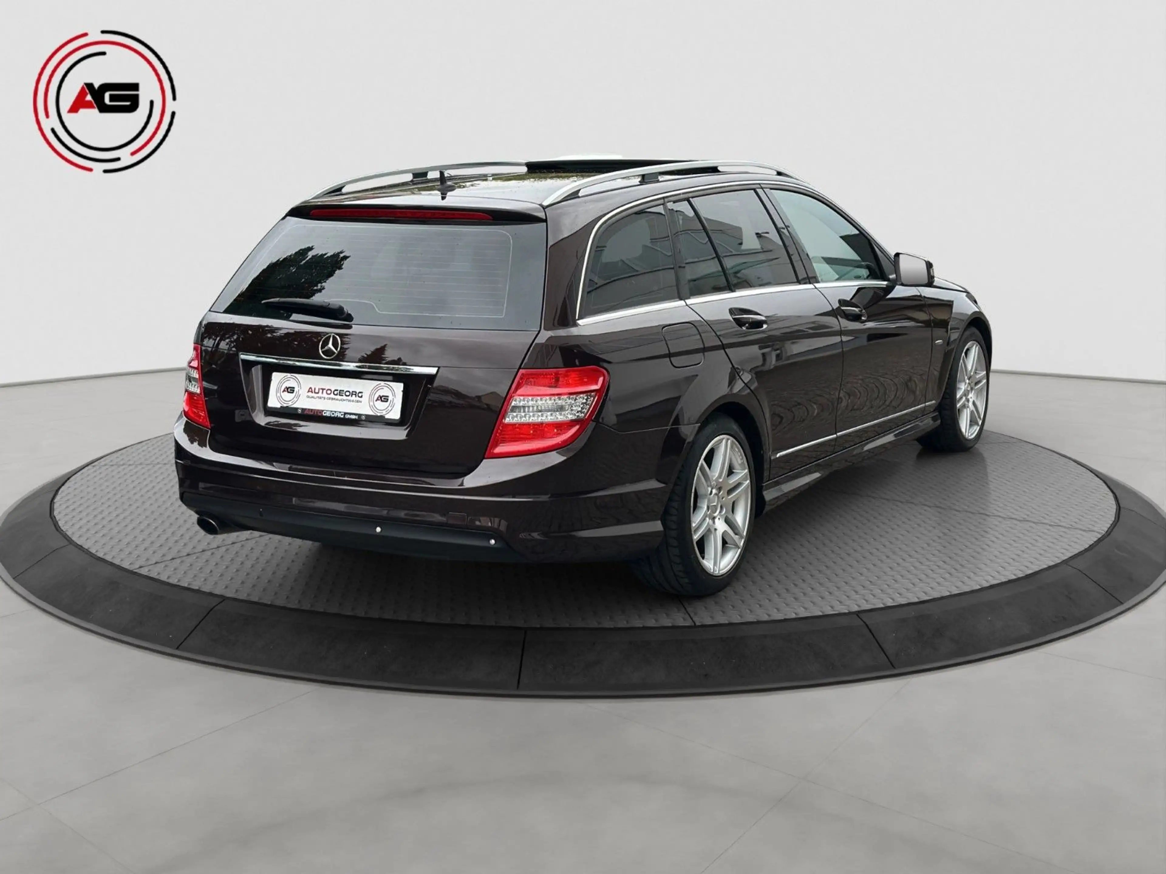 Mercedes-Benz C 250 CGI AMG-LINE NAVI GLASDACH MEMORY KAMERA — photo 5