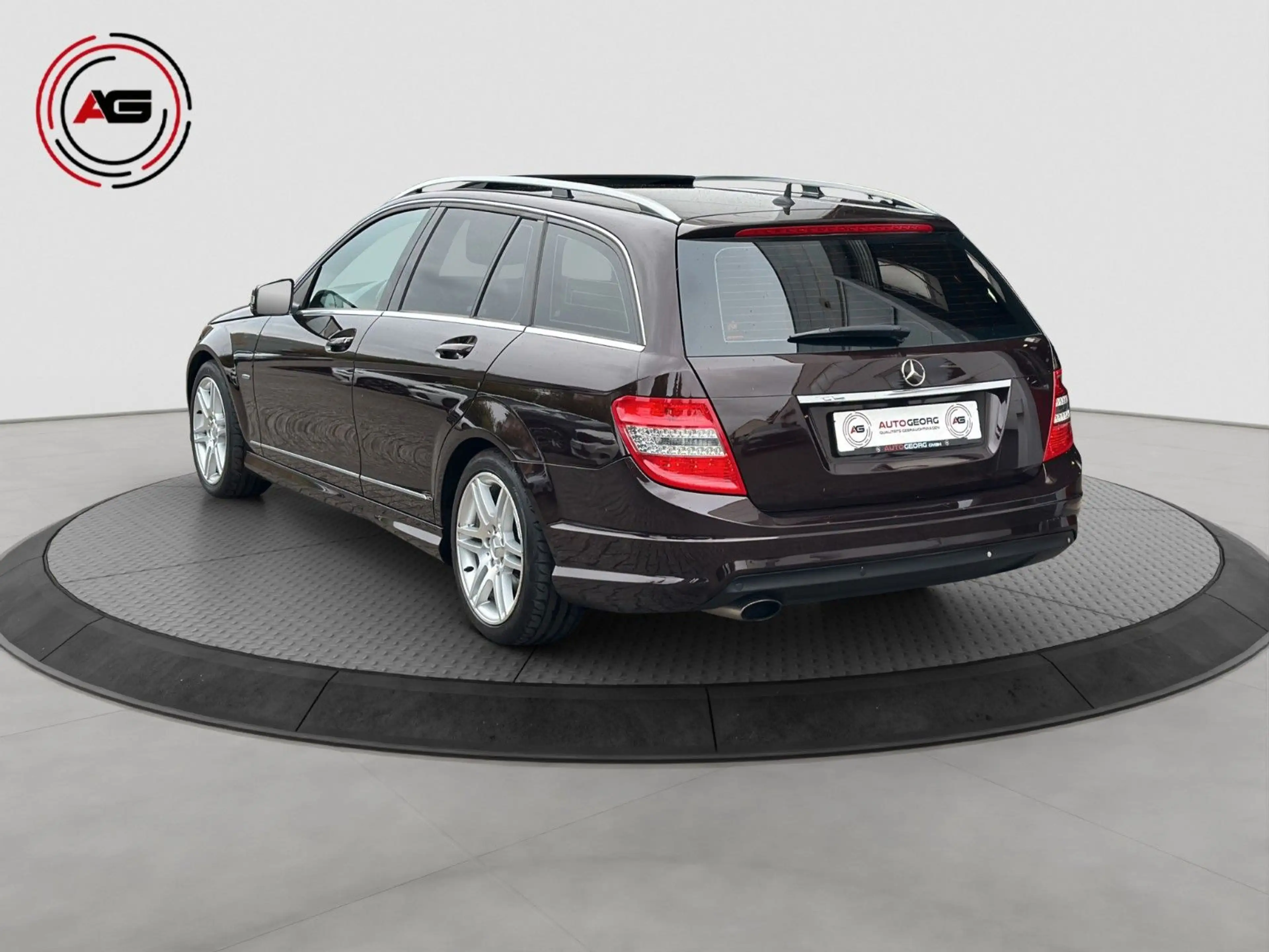 Mercedes-Benz C 250 CGI AMG-LINE NAVI GLASDACH MEMORY KAMERA — photo 7
