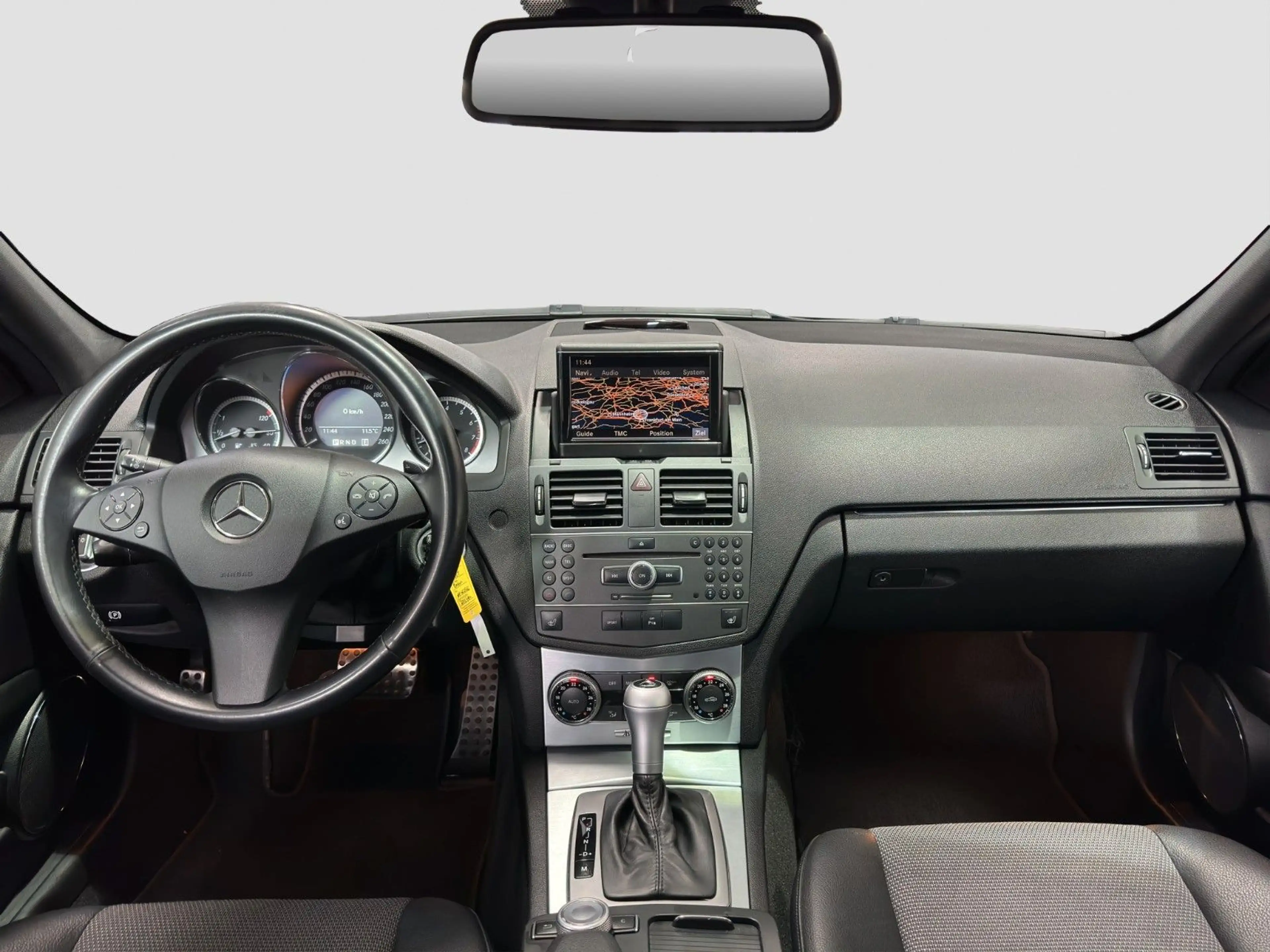 Mercedes-Benz C 250 CGI AMG-LINE NAVI GLASDACH MEMORY KAMERA — photo 13