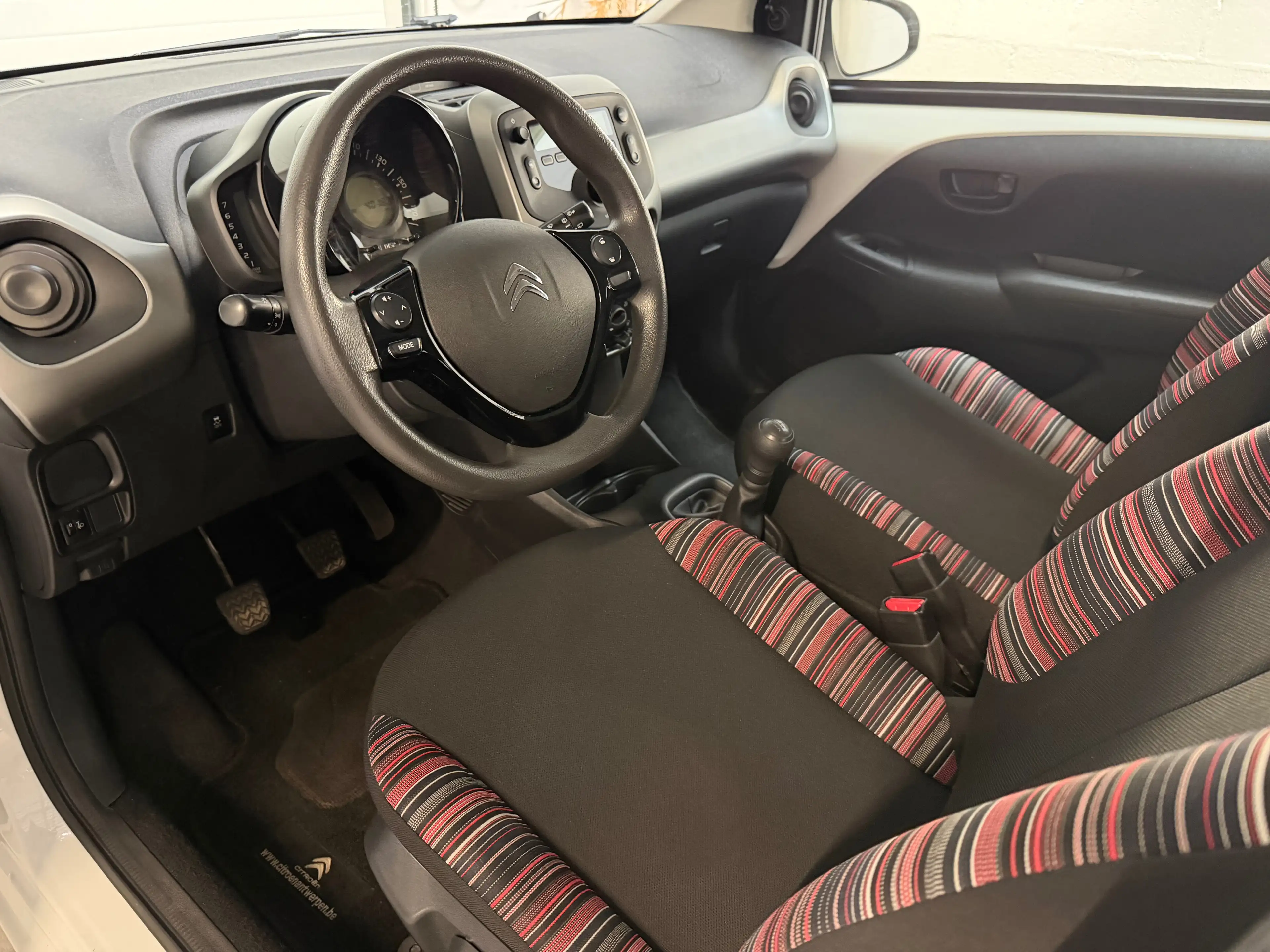 Citroen C1 C1 1.0 VTi FEEL/ Moteur Toyota/ 5 Portes/ Airco/ BLUETOOTH/  Garantie 12 Mois — photo 13
