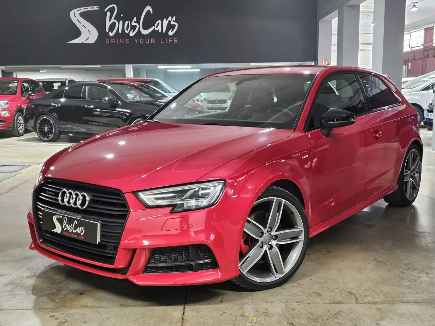 Audi A3 2.0 TFSI S Line Edition Q. S tronic 140kW Rot - 1