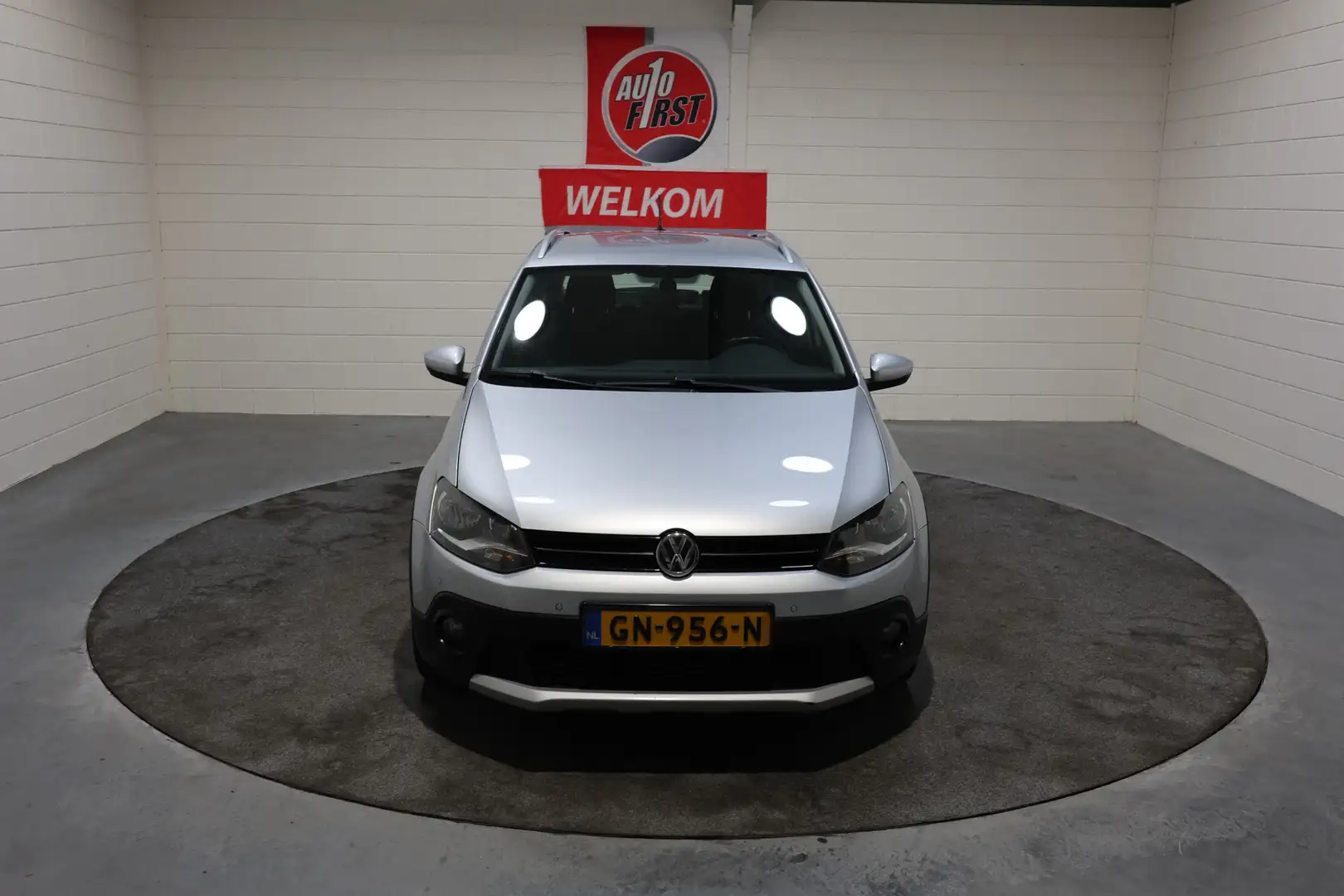 Volkswagen Polo Cross 1.2 TSI Hoge instap, Clima, Cruise, Navigatie, Par Grijs - 2