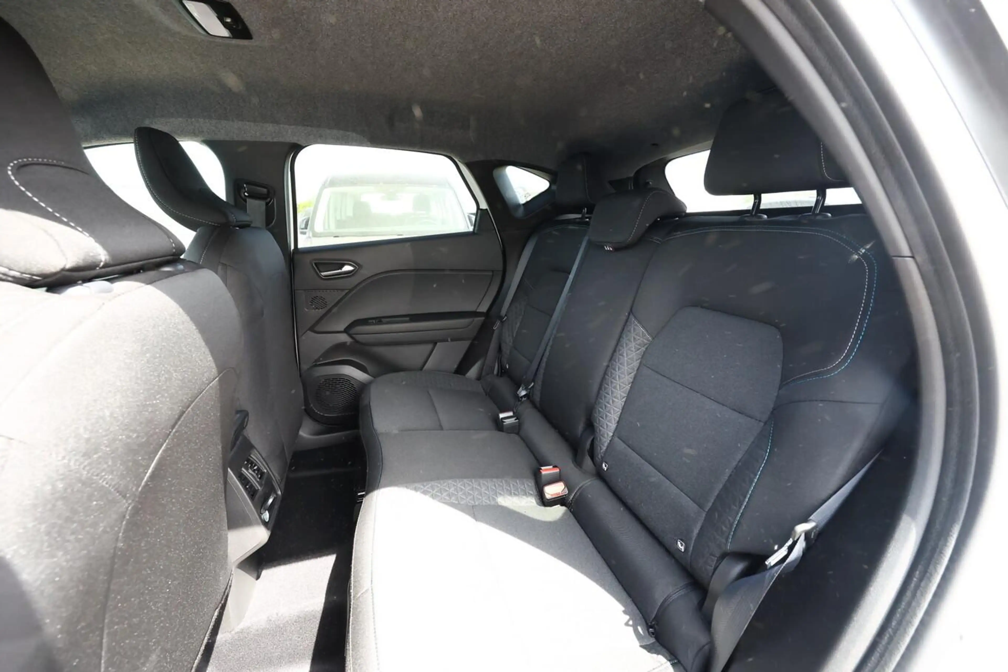 Mitsubishi ASX Plus SHZ LED+ Keyl LM17 CarPlay PrivG Kam BT 67... — photo 10