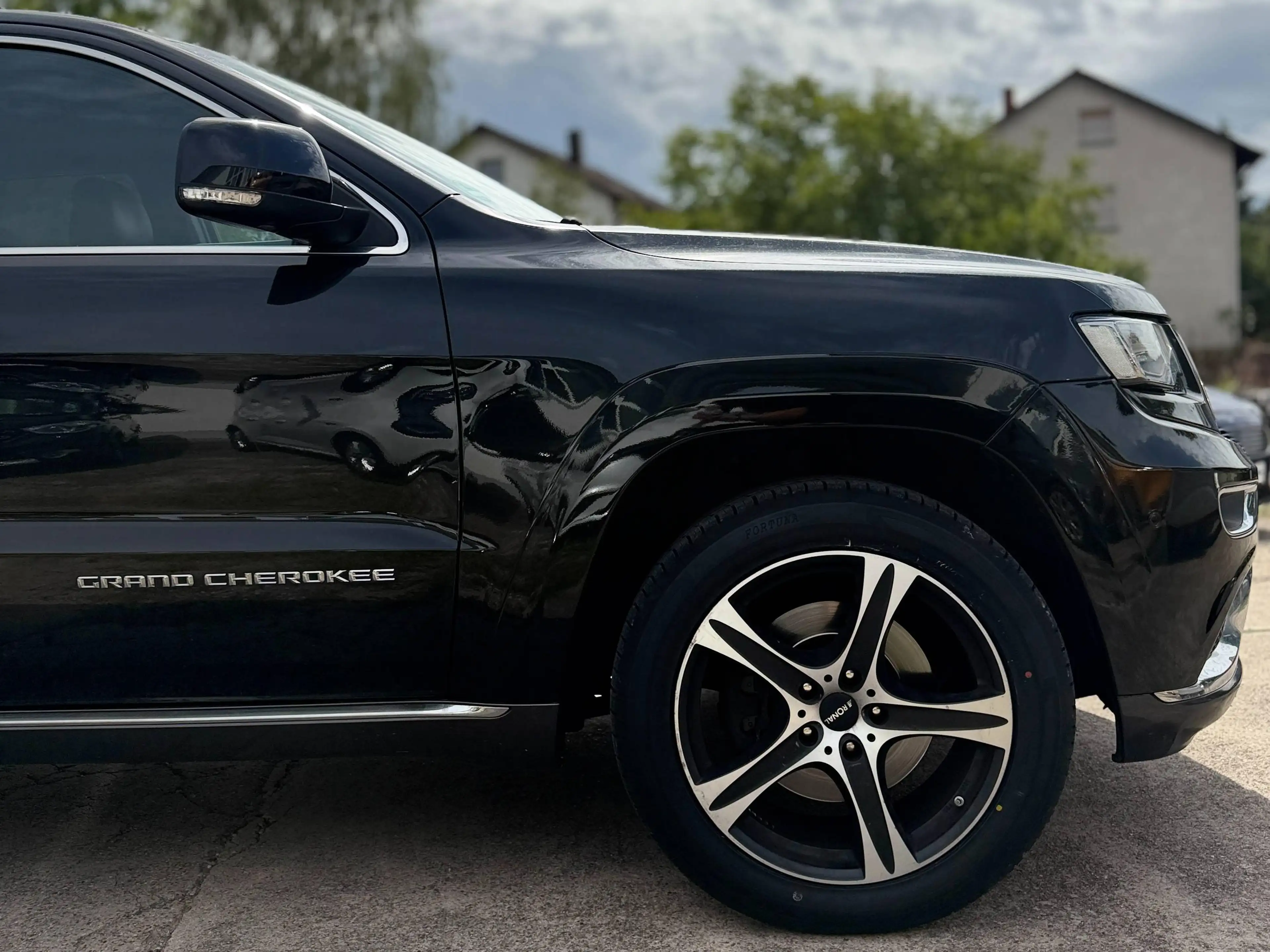 Jeep Grand Cherokee 3.0 CRD Summit 4WD AHK VOLL GARANTIE — photo 15