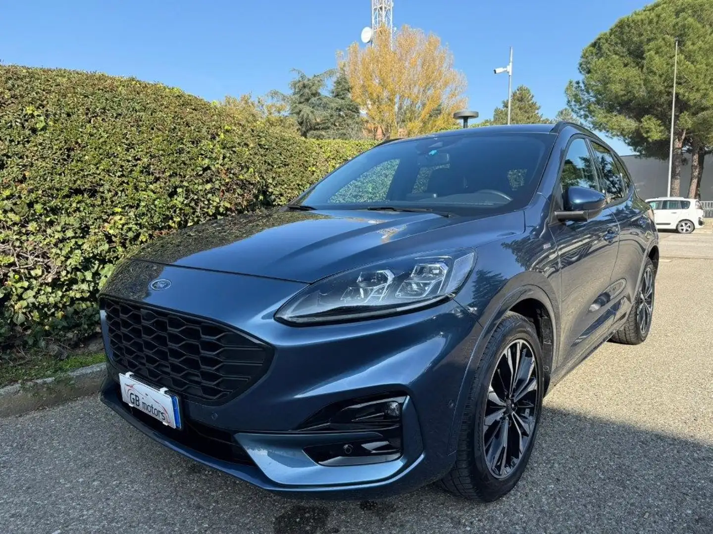 Ford Kuga 2.5 Full Hybrid 190 CV CVT 2WD ST-Line X NAVI - 19 Blauw - 2