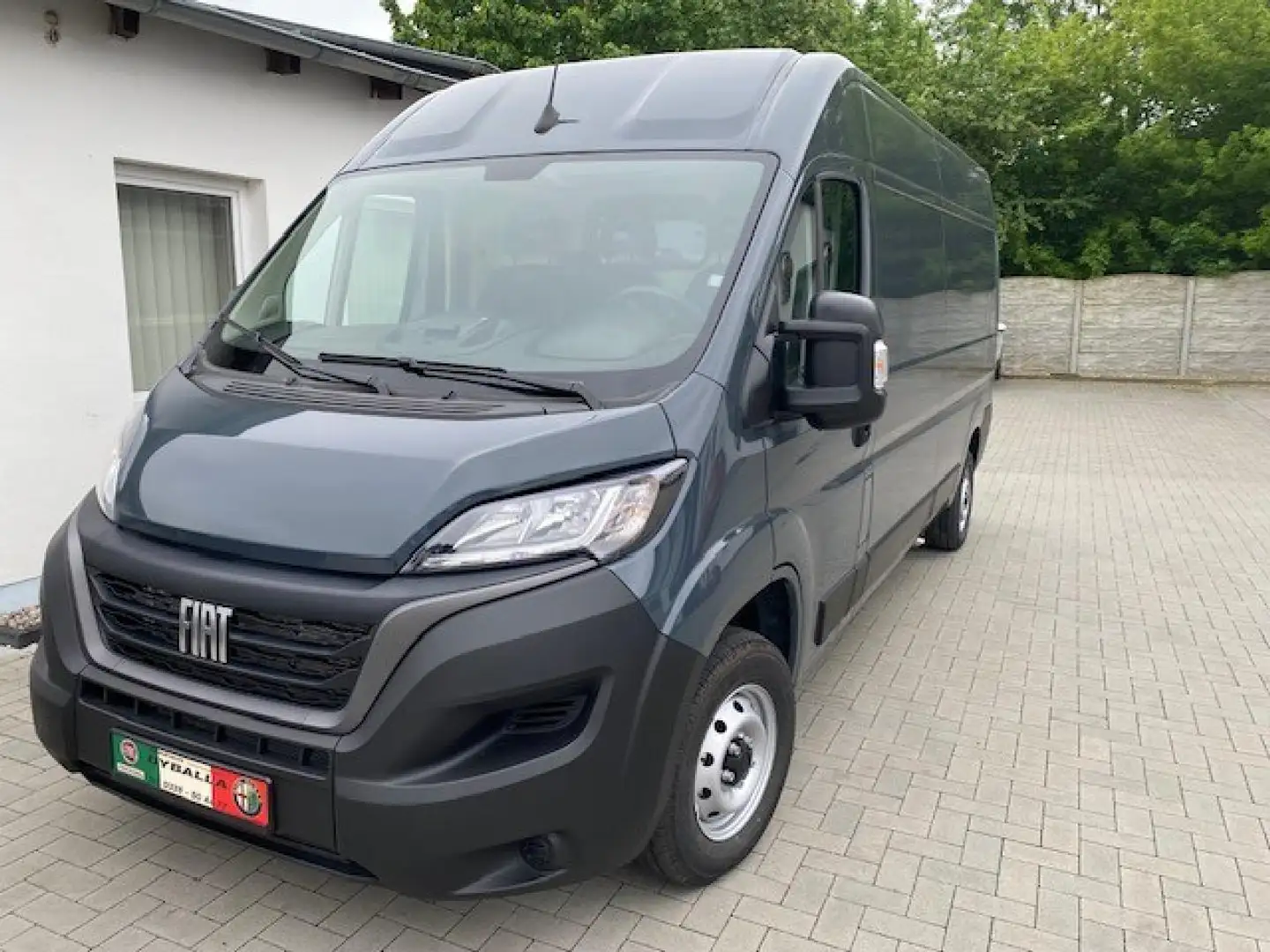 Fiat Ducato 140 L4H2 RS: 4035 mm m. Holzfussboden Grau - 1