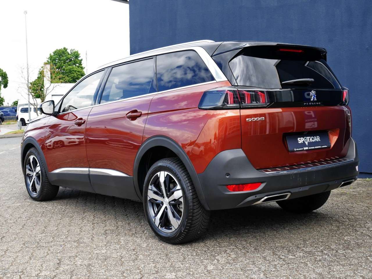 Peugeot 5008