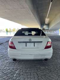 4Matic (BlueEFFICIENCY) 7G-TRONIC Elegance